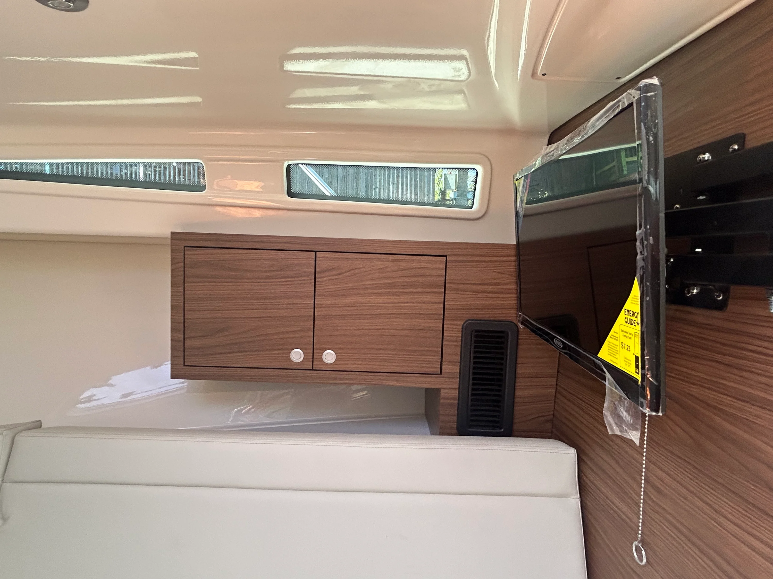 2026 Boston Whaler 325 Conquest Image Thumbnail #32