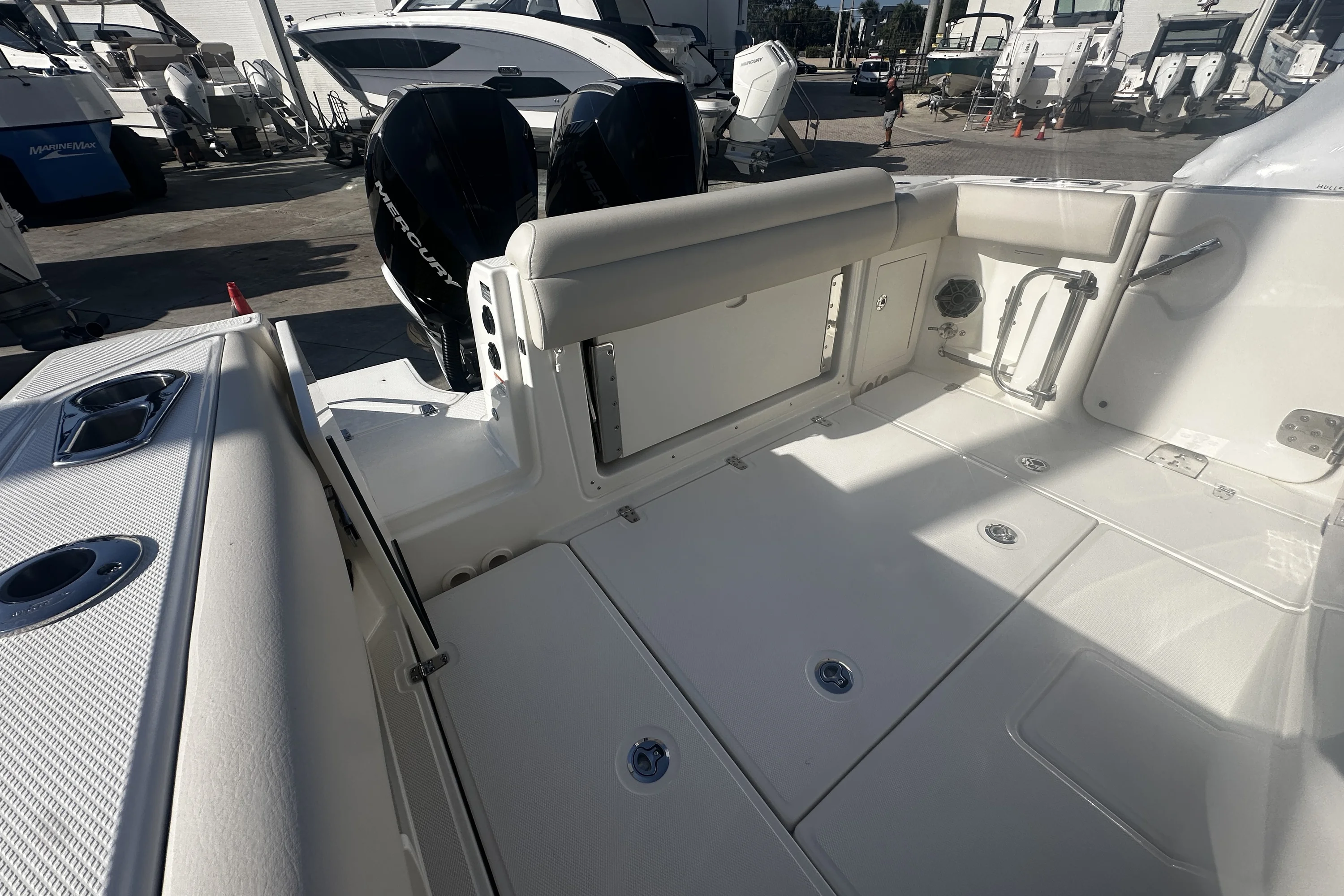 2026 Boston Whaler 280 Outrage Image Thumbnail #8