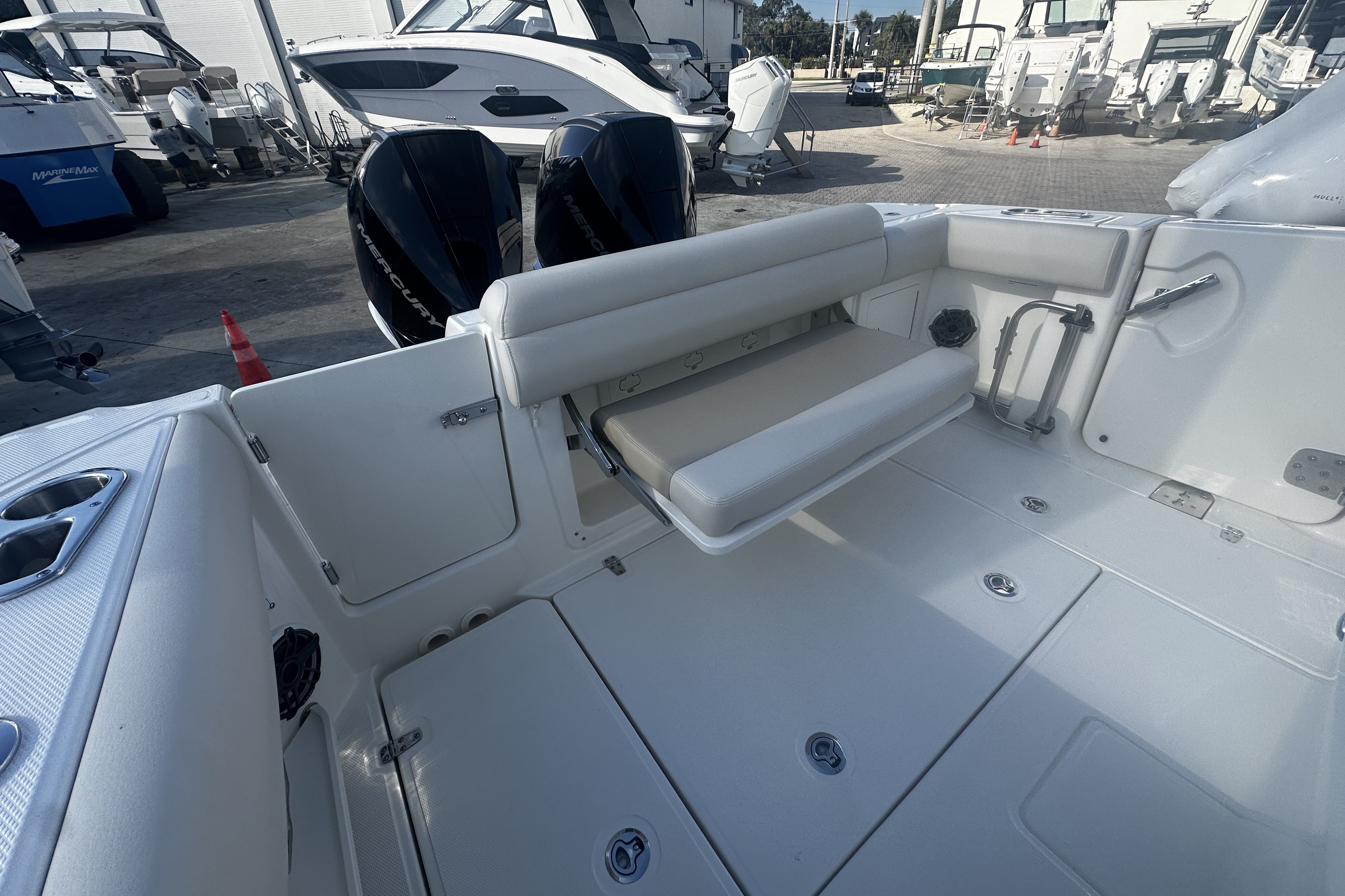 2026 Boston Whaler 280 Outrage Image Thumbnail #9