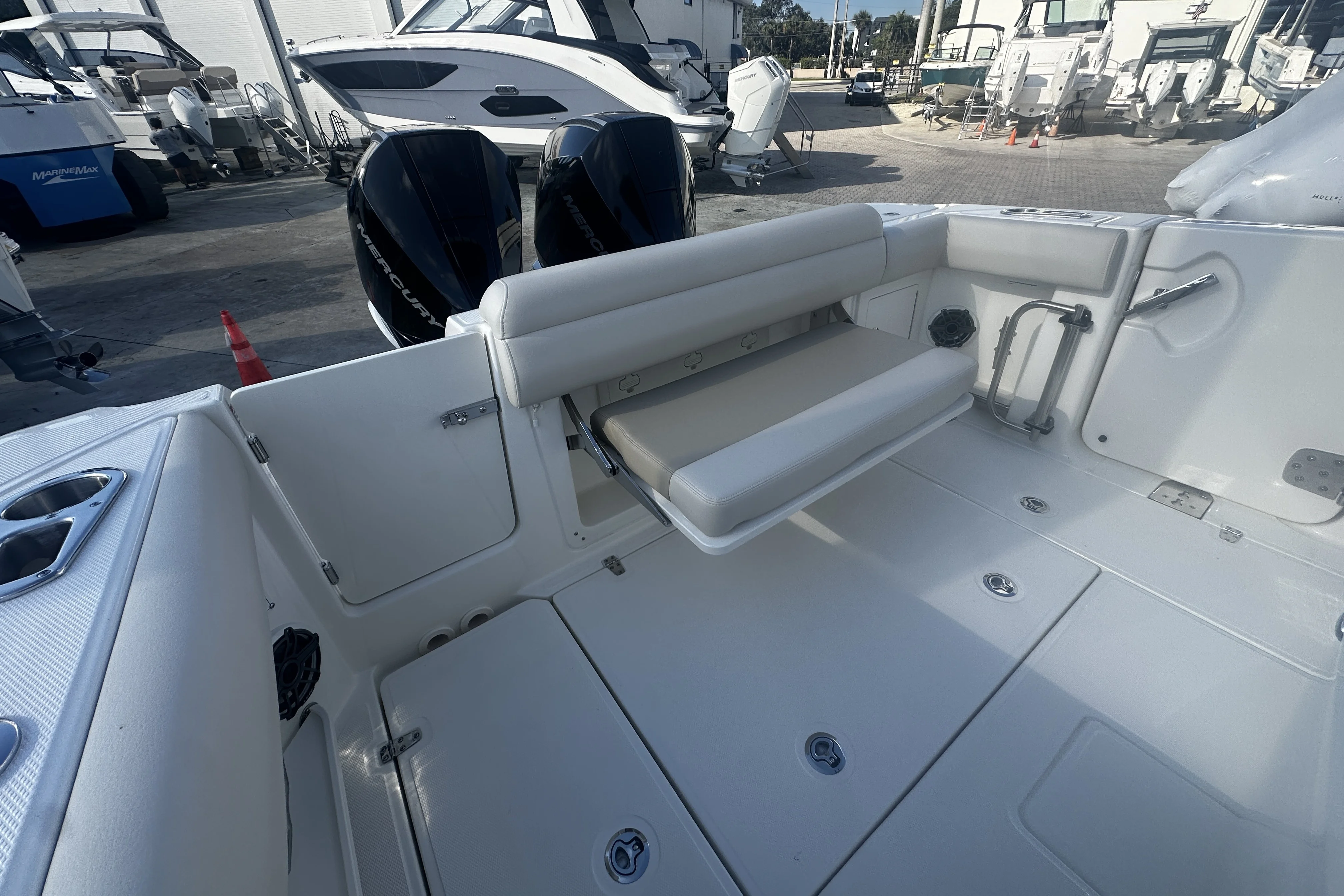 2026 Boston Whaler 280 Outrage Image Thumbnail #9