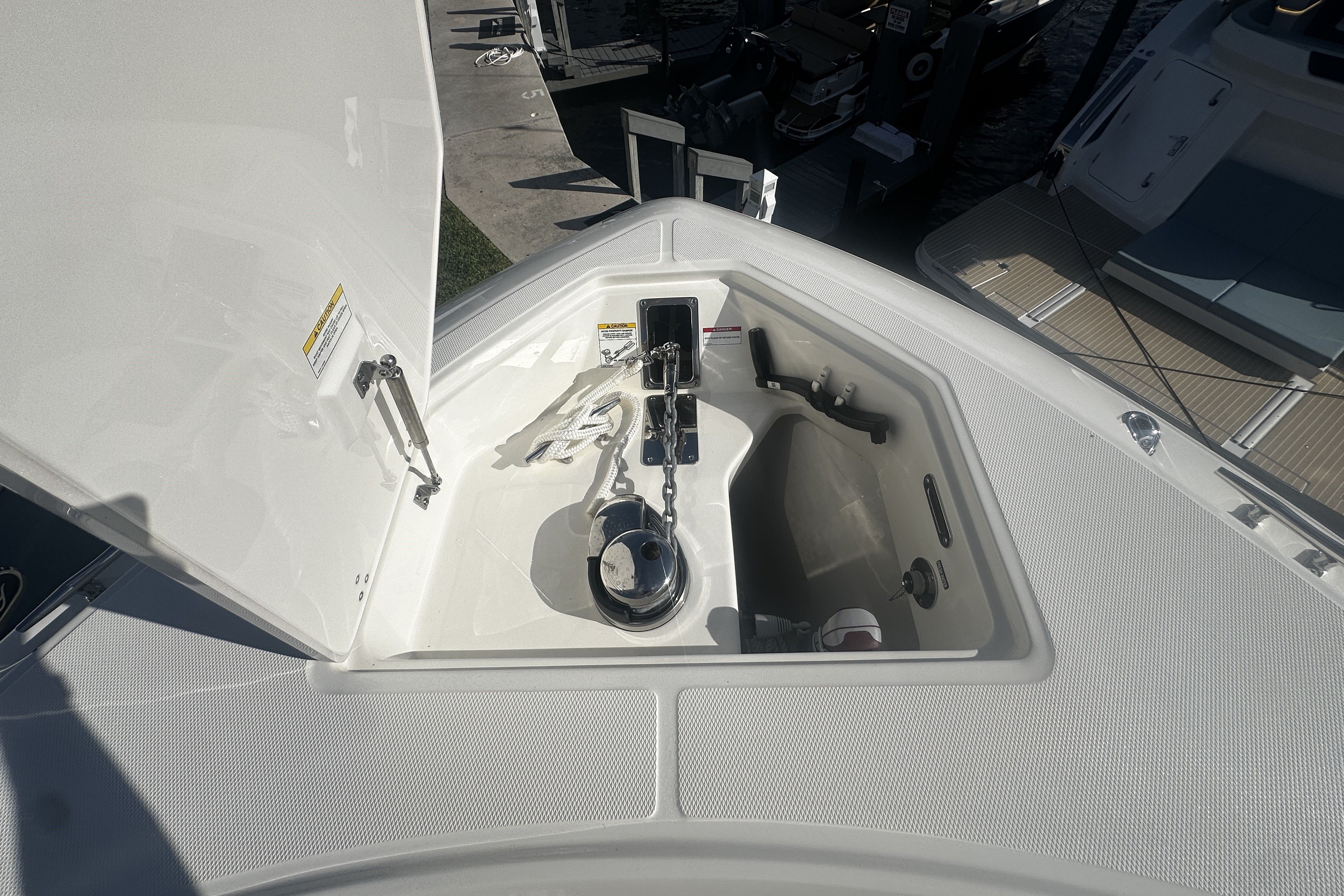 2026 Boston Whaler 280 Outrage Image Thumbnail #24