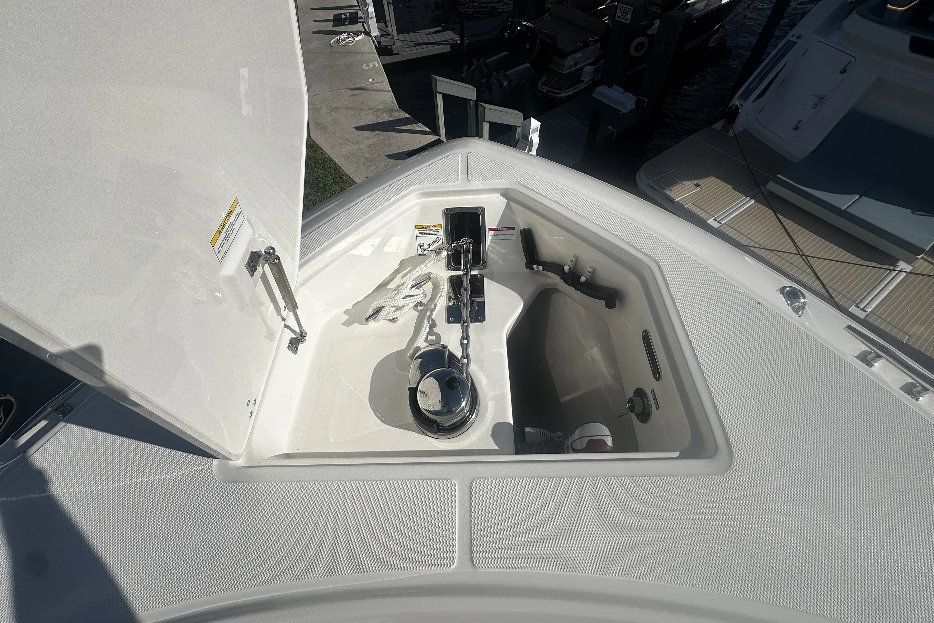 2026 Boston Whaler 280 Outrage Image Thumbnail #24