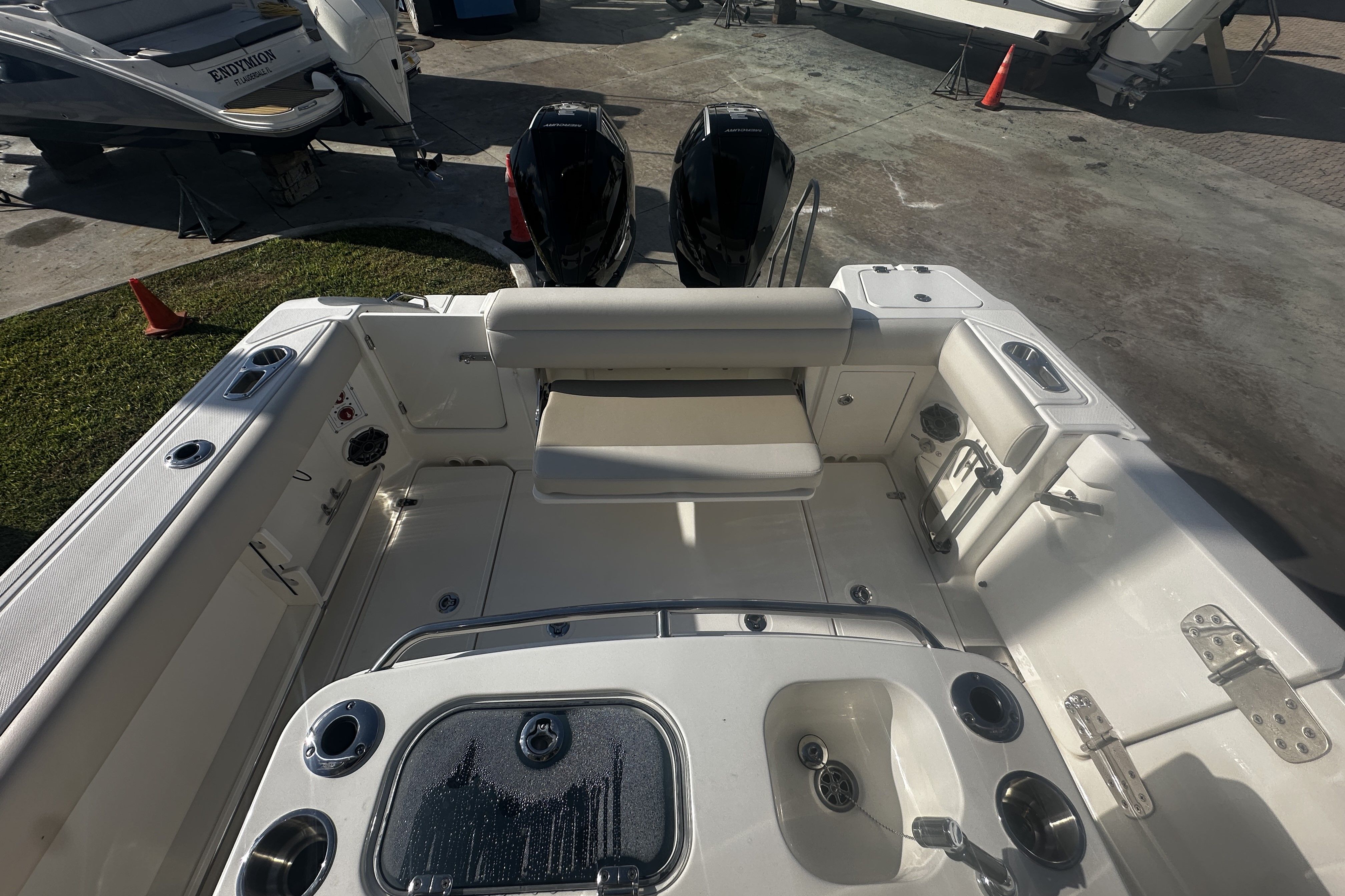 2026 Boston Whaler 280 Outrage Image Thumbnail #20