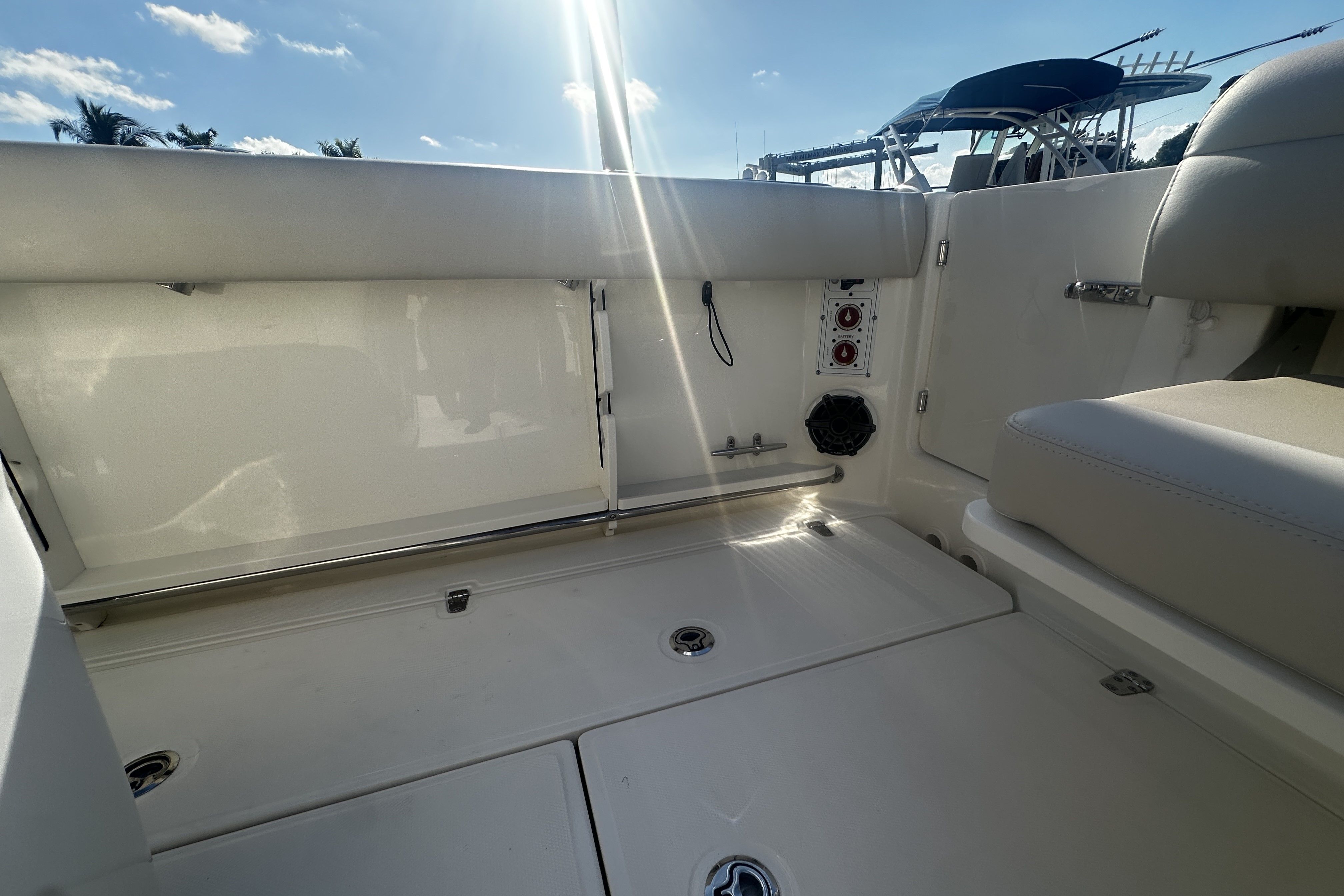 2026 Boston Whaler 280 Outrage Image Thumbnail #11