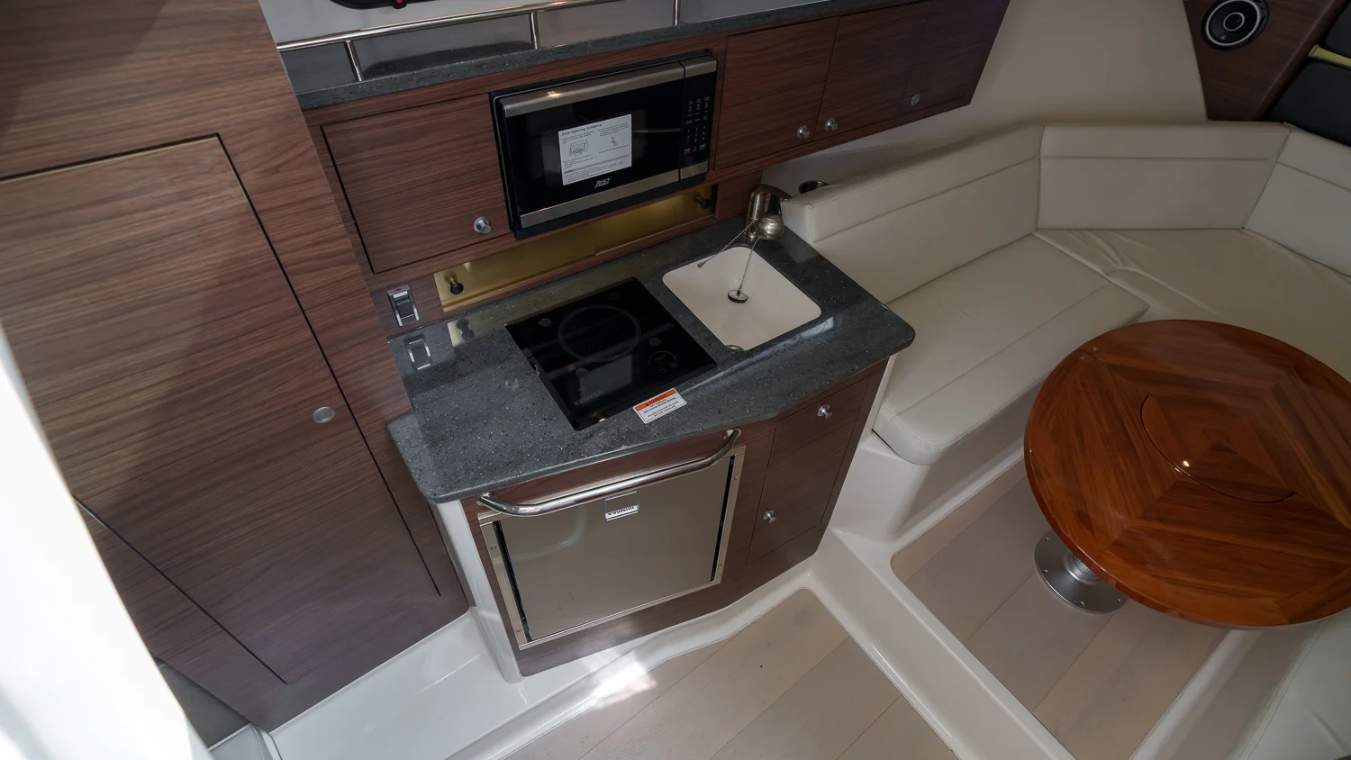 2026 Boston Whaler 325 Conquest Image Thumbnail #10