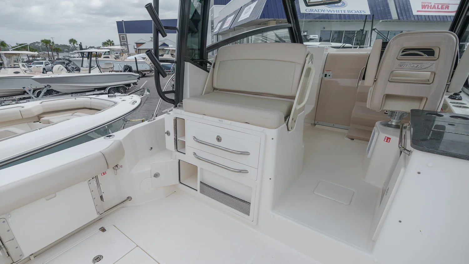 2026 Boston Whaler 325 Conquest Image Thumbnail #49