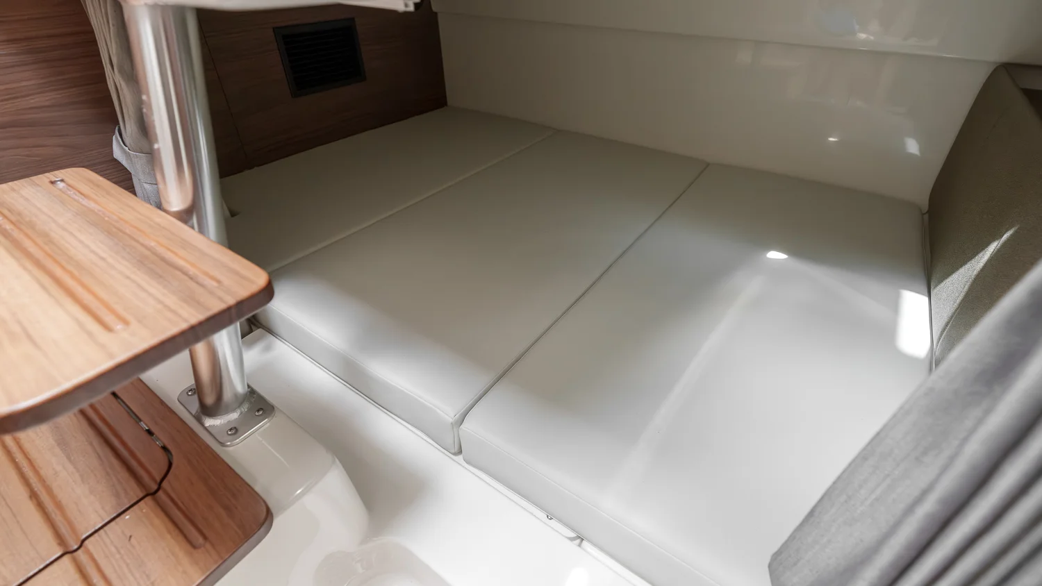 2026 Boston Whaler 325 Conquest Image Thumbnail #15