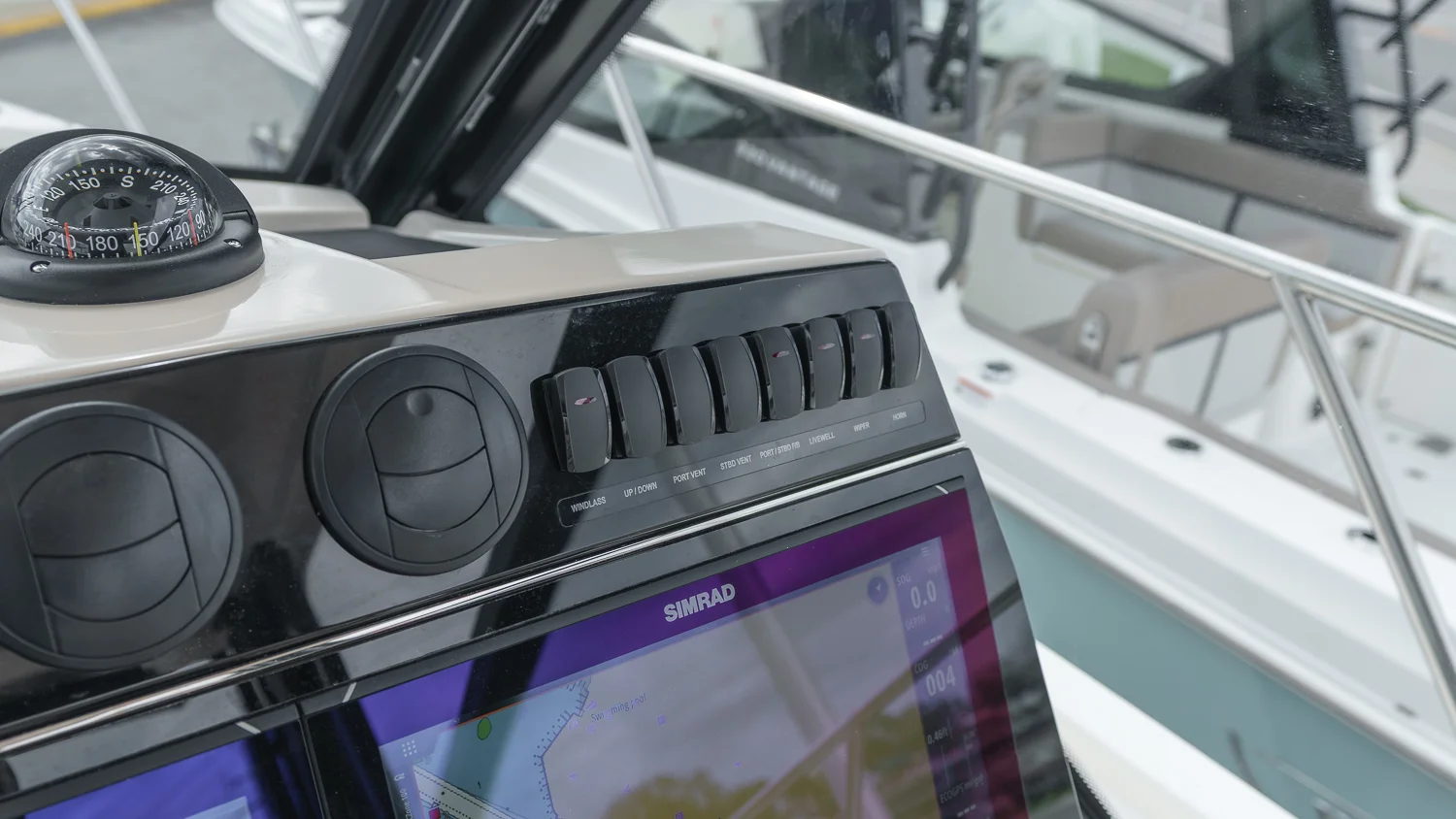 2026 Boston Whaler 325 Conquest Image Thumbnail #25