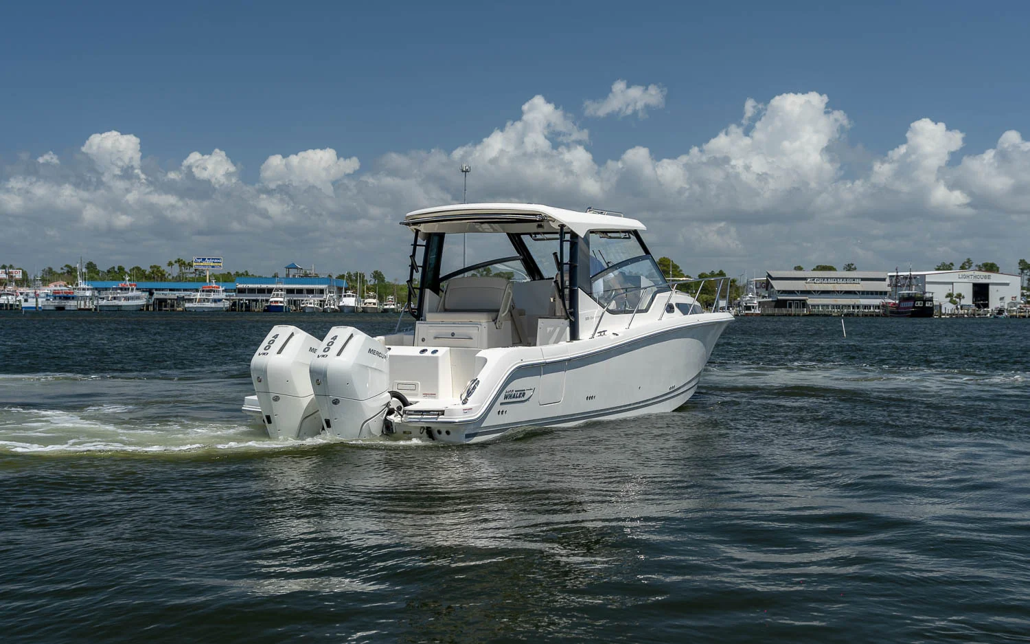 2026 Boston Whaler 325 Conquest Image Thumbnail #4