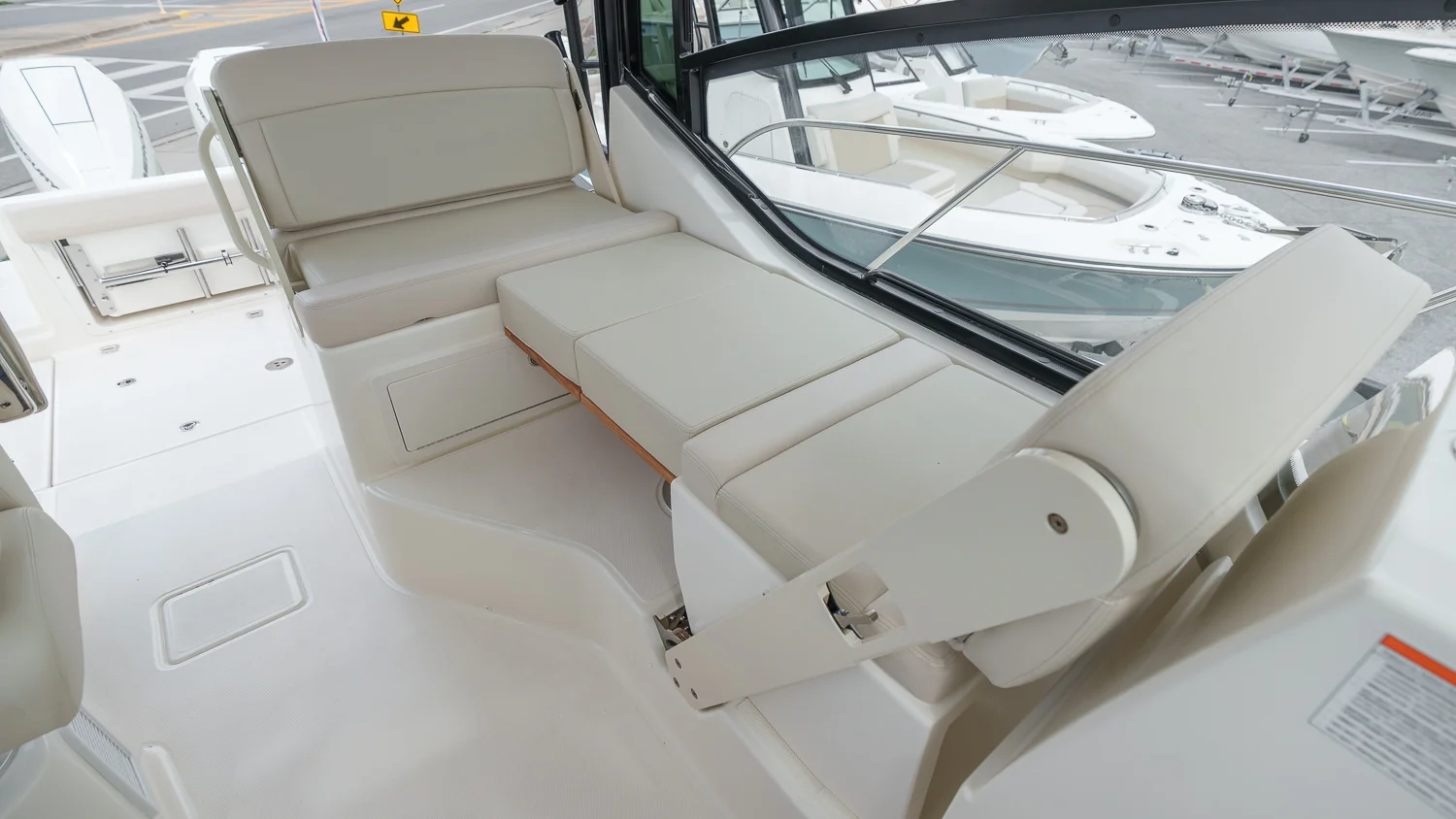 2026 Boston Whaler 325 Conquest Image Thumbnail #38