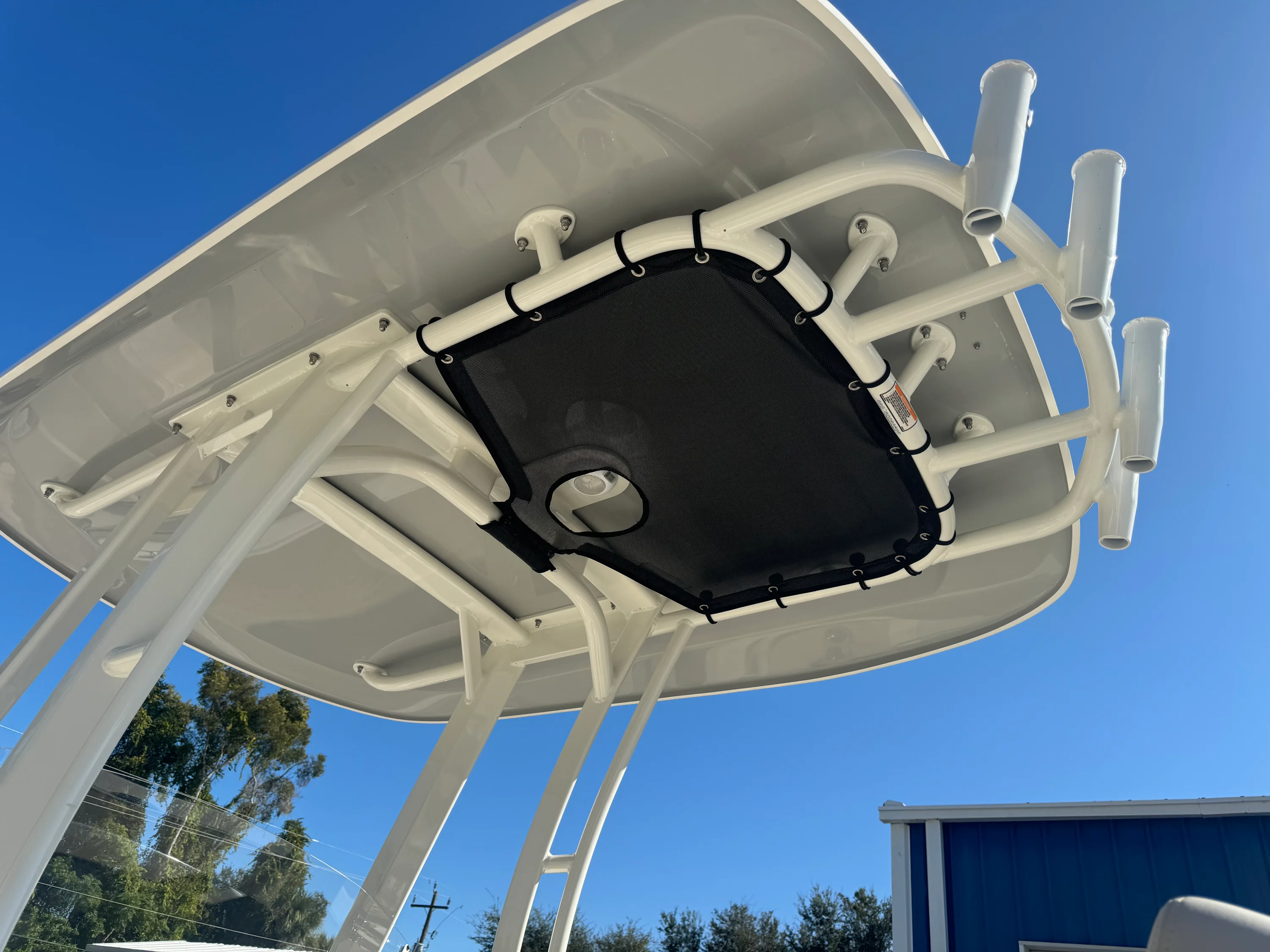 2026 Boston Whaler 220 Dauntless Image Thumbnail #9