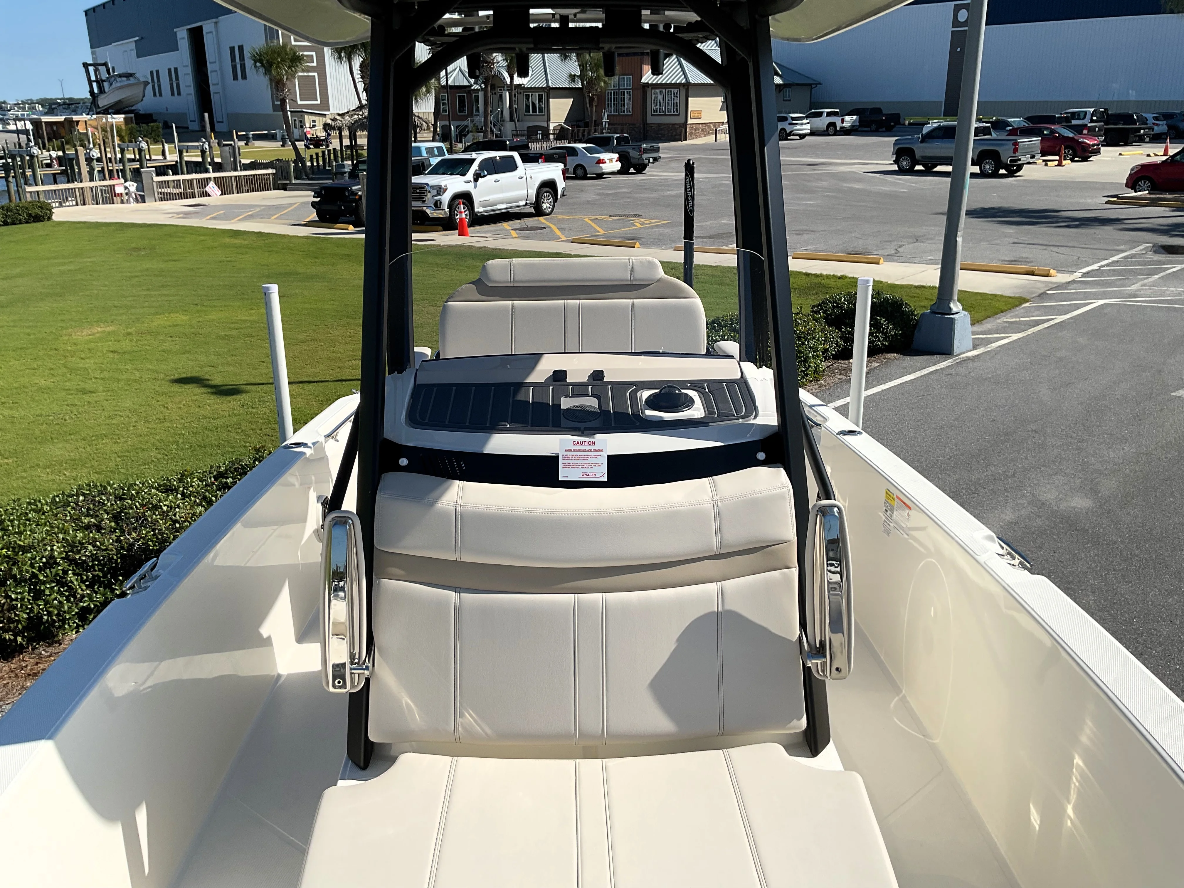 2026 Boston Whaler 220 Dauntless Image Thumbnail #32