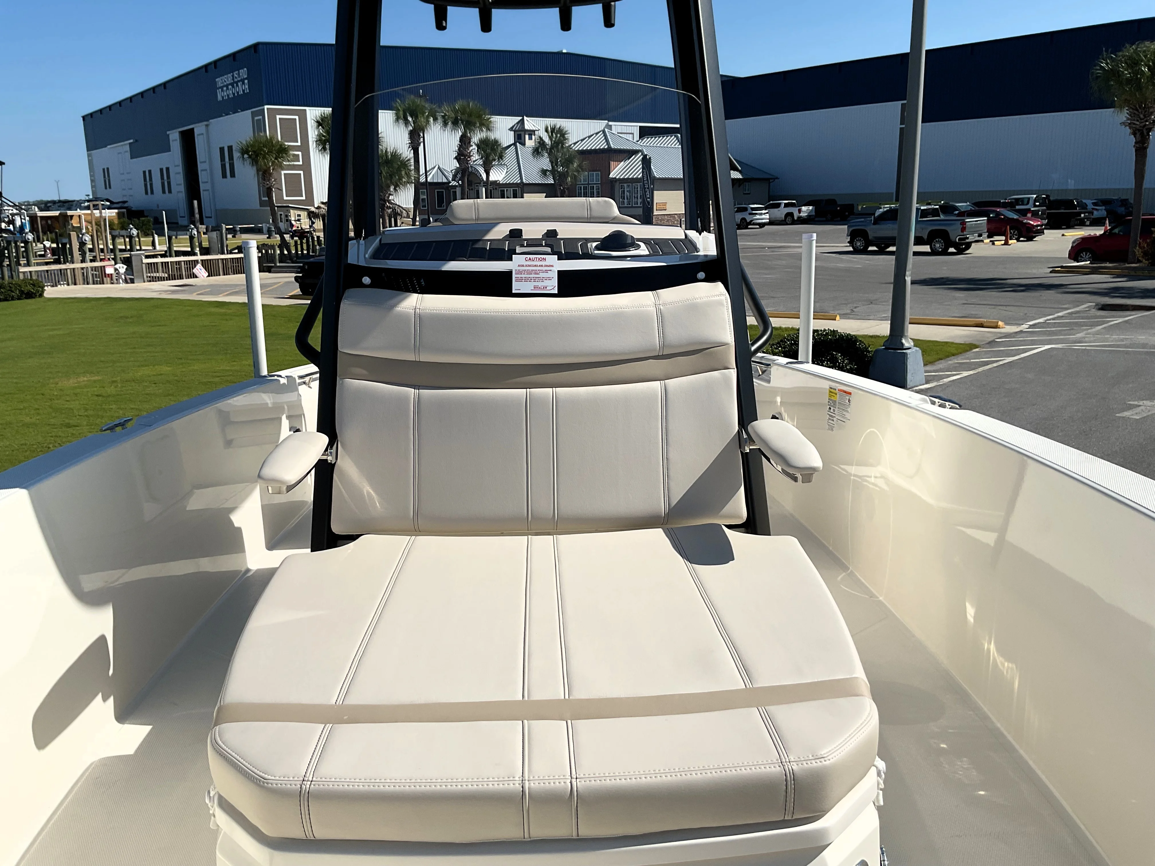 2026 Boston Whaler 220 Dauntless Image Thumbnail #35