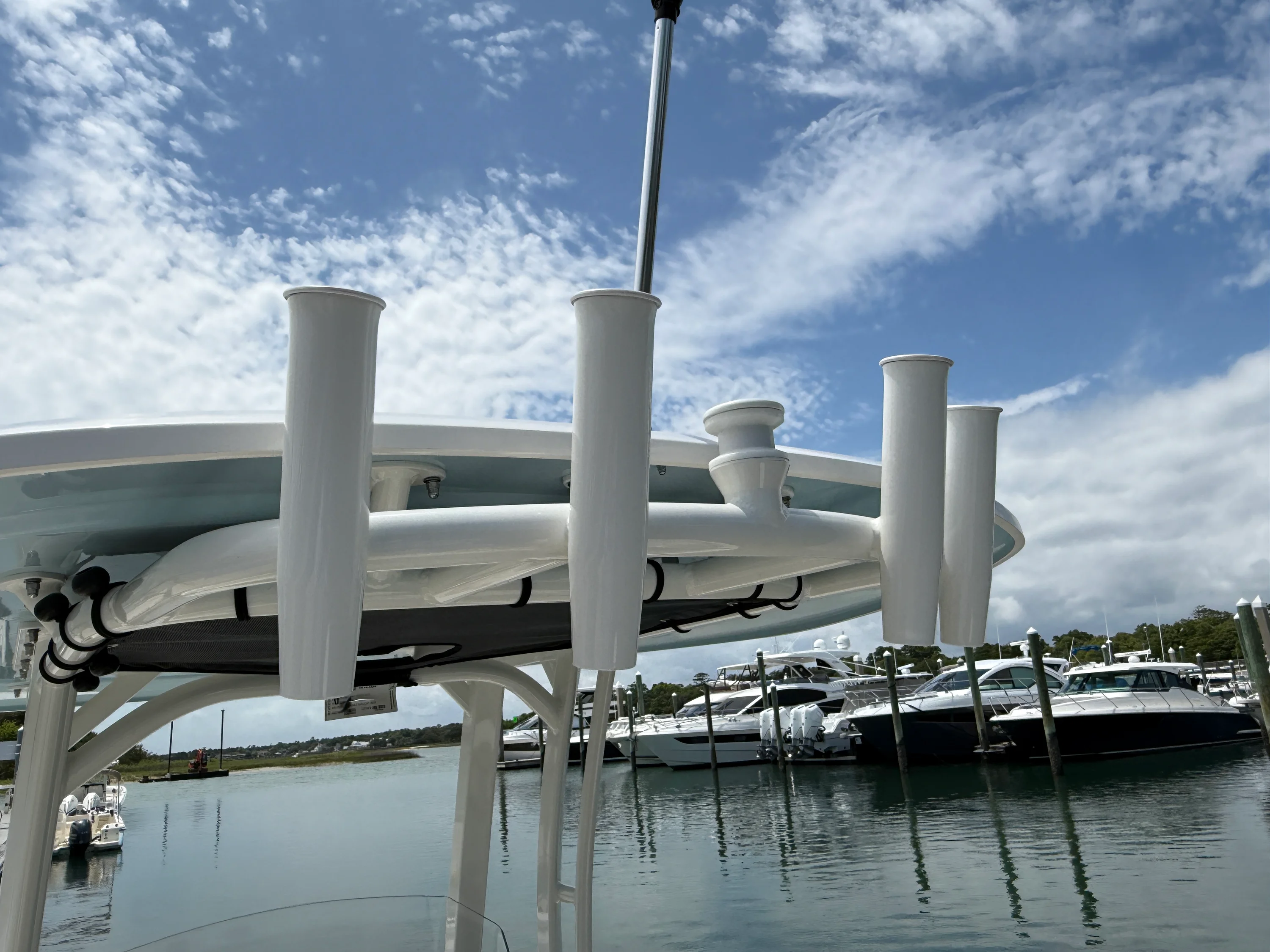 2026 Boston Whaler 220 Dauntless Image Thumbnail #21