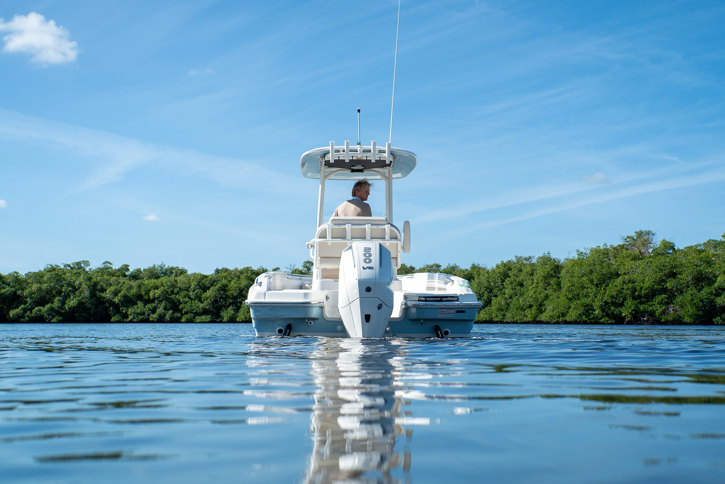 2026 Boston Whaler 220 Dauntless Image Thumbnail #26