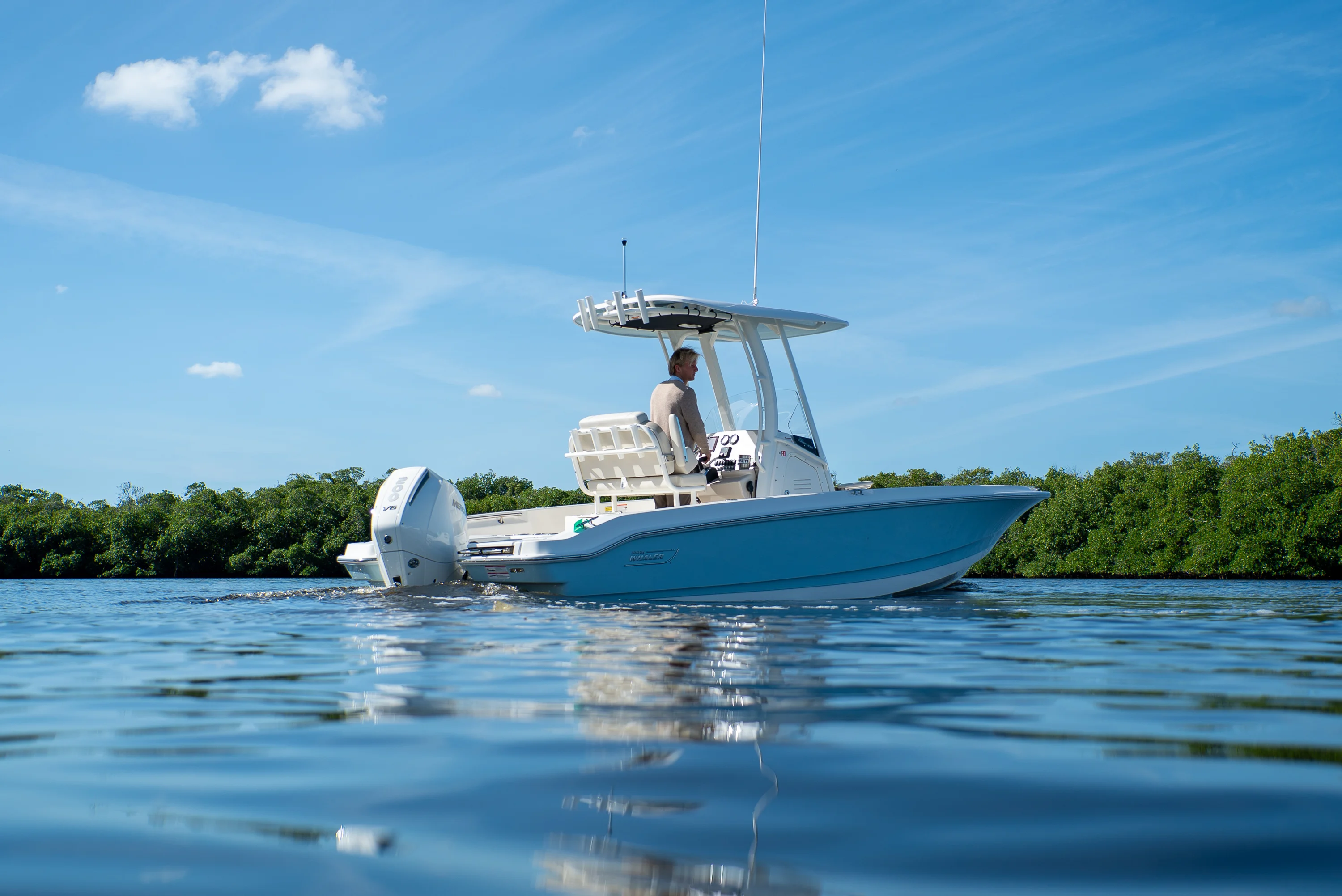 2026 Boston Whaler 220 Dauntless Image Thumbnail #28