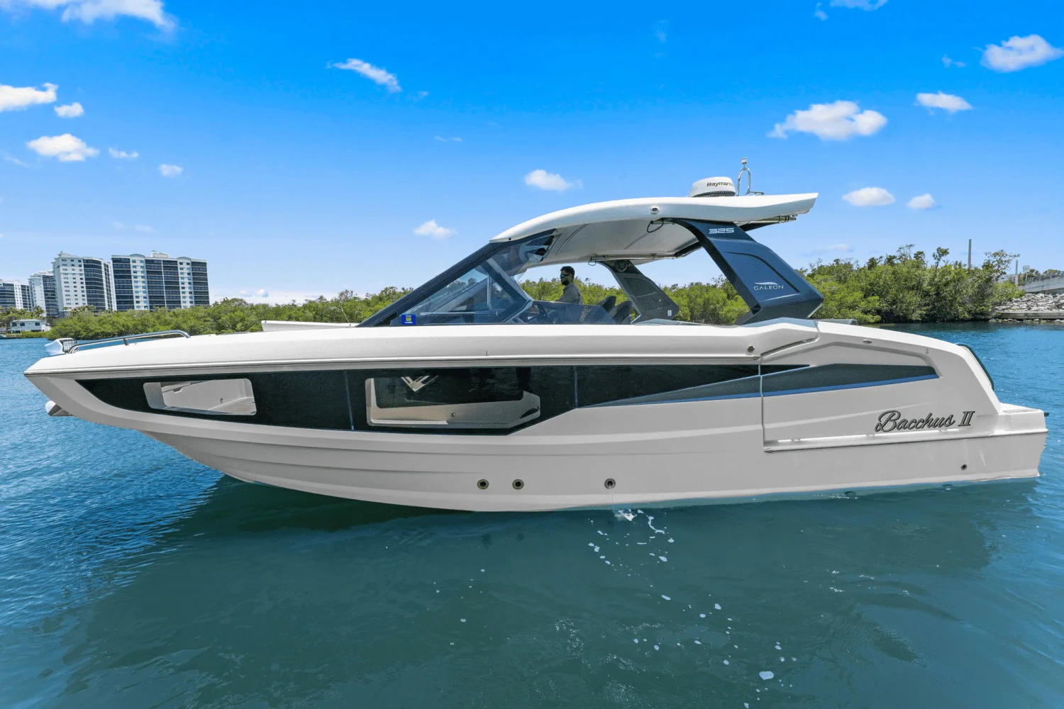 2024 Galeon 325 GTO Image Thumbnail #10