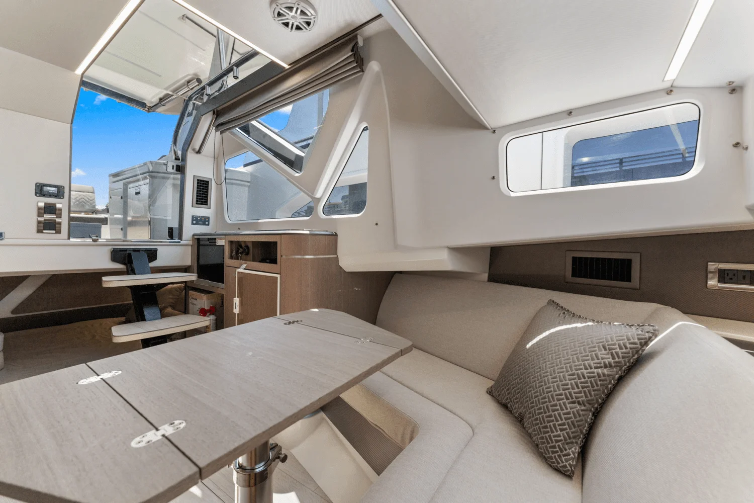 2024 Galeon 325 GTO Image Thumbnail #47