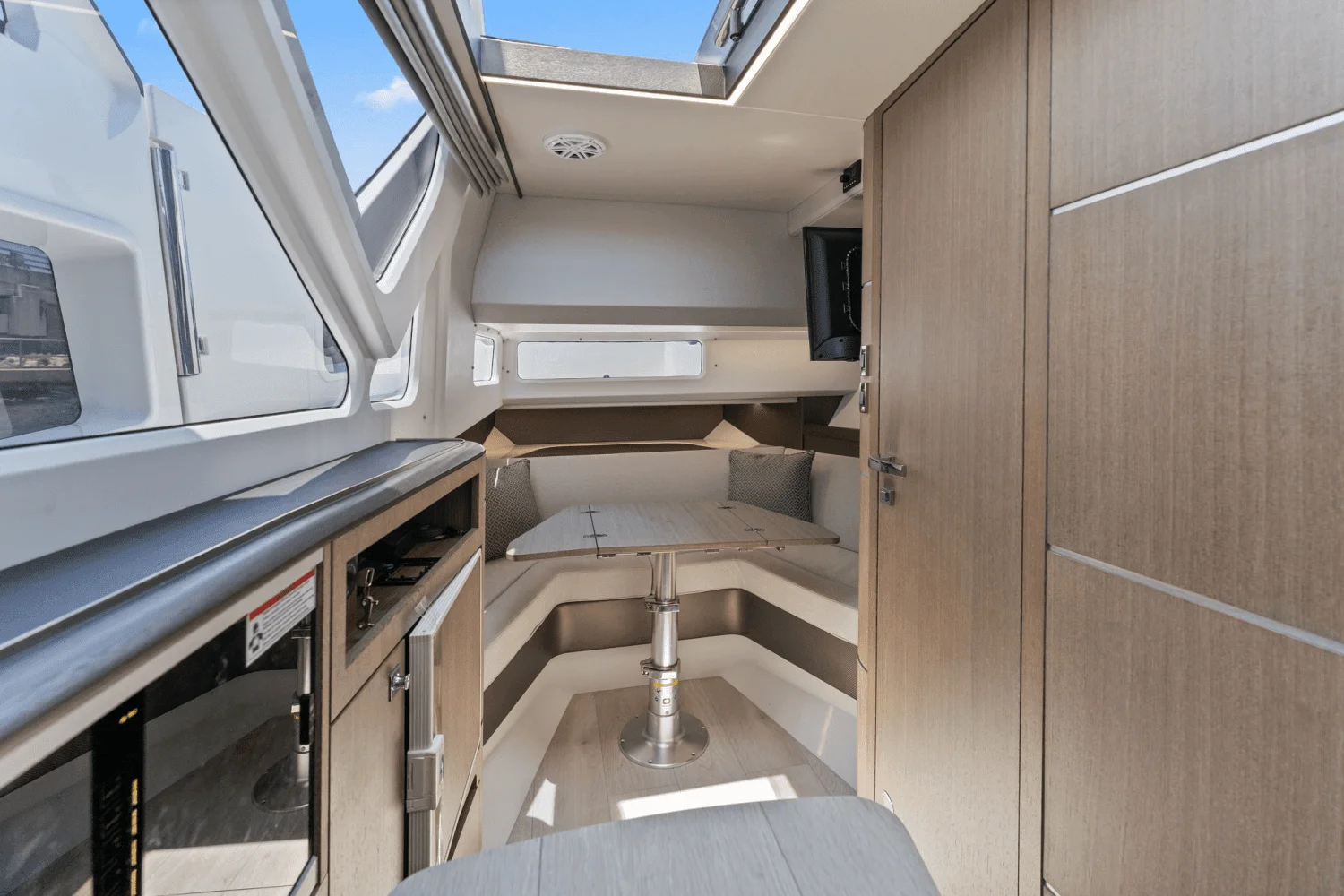 2024 Galeon 325 GTO Image Thumbnail #43