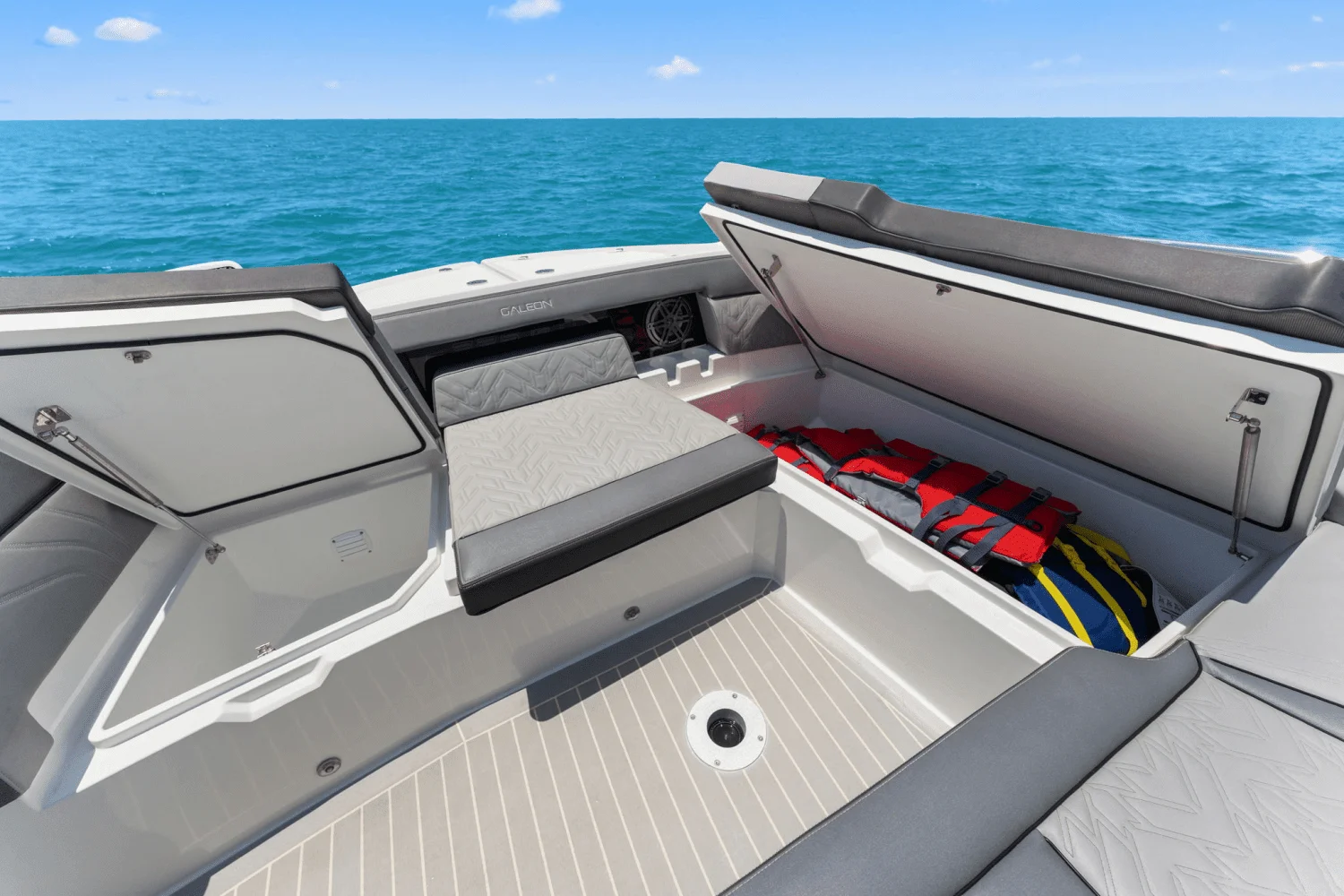 2024 Galeon 325 GTO Image Thumbnail #23
