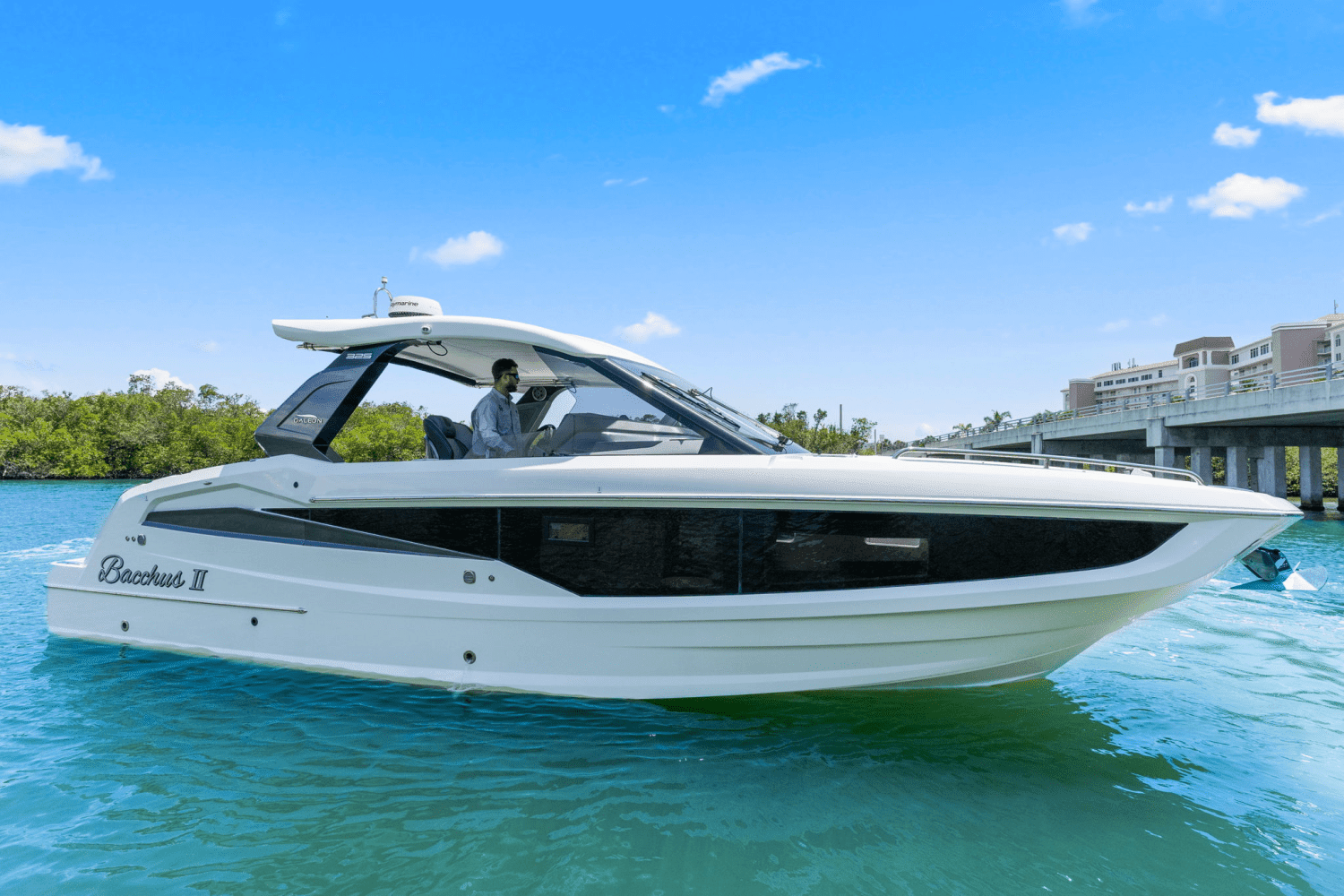 2024 Galeon 325 GTO Image Thumbnail #2