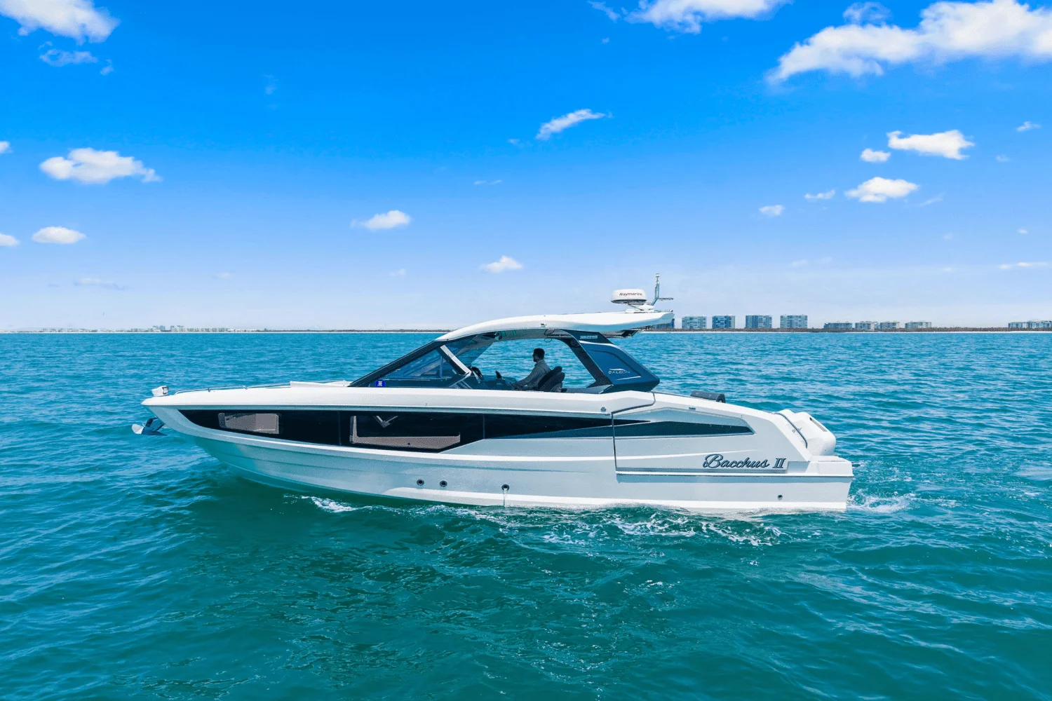 2024 Galeon 325 GTO Image Thumbnail #13