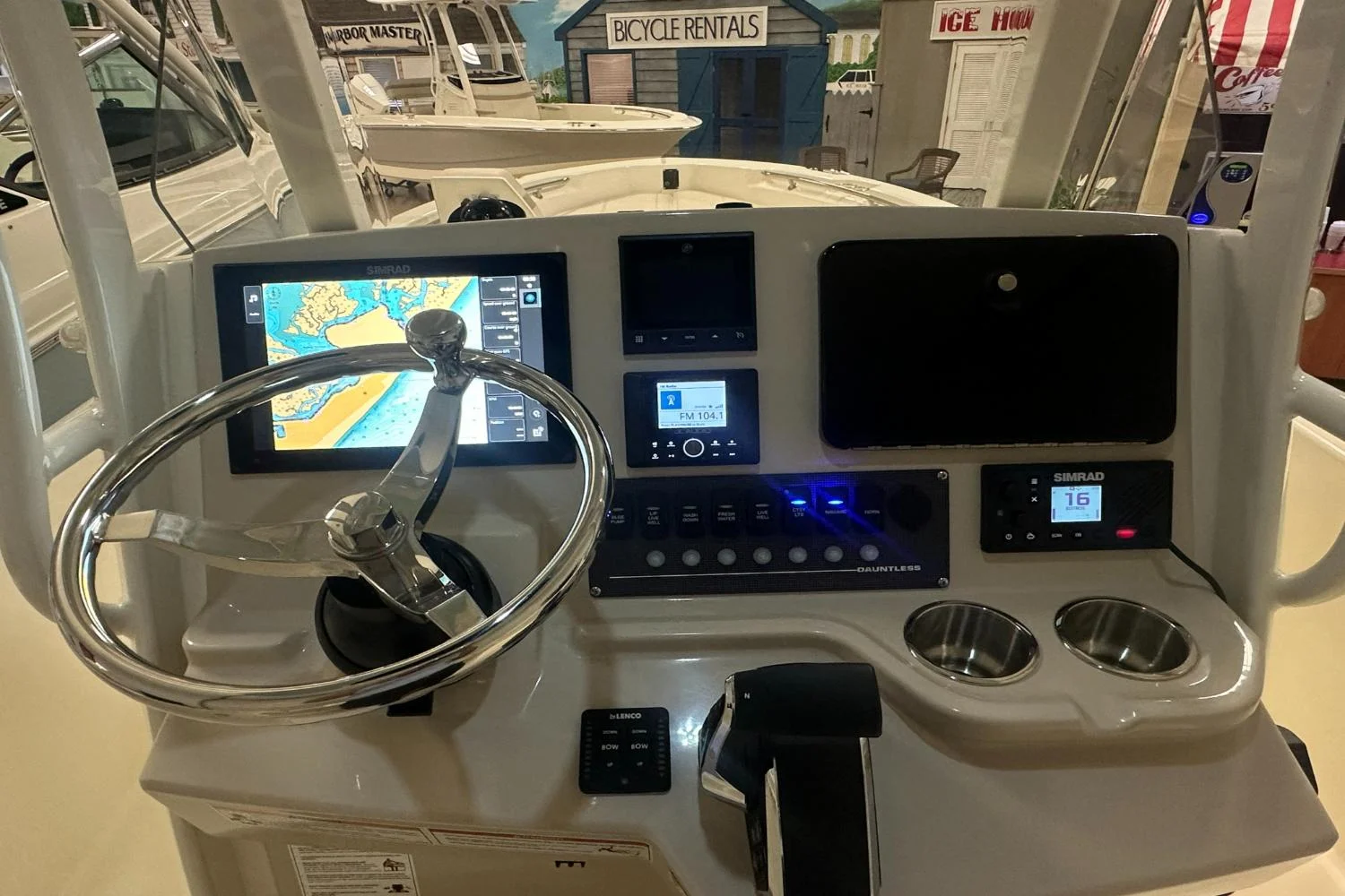 2026 Boston Whaler 250 Dauntless Image Thumbnail #12