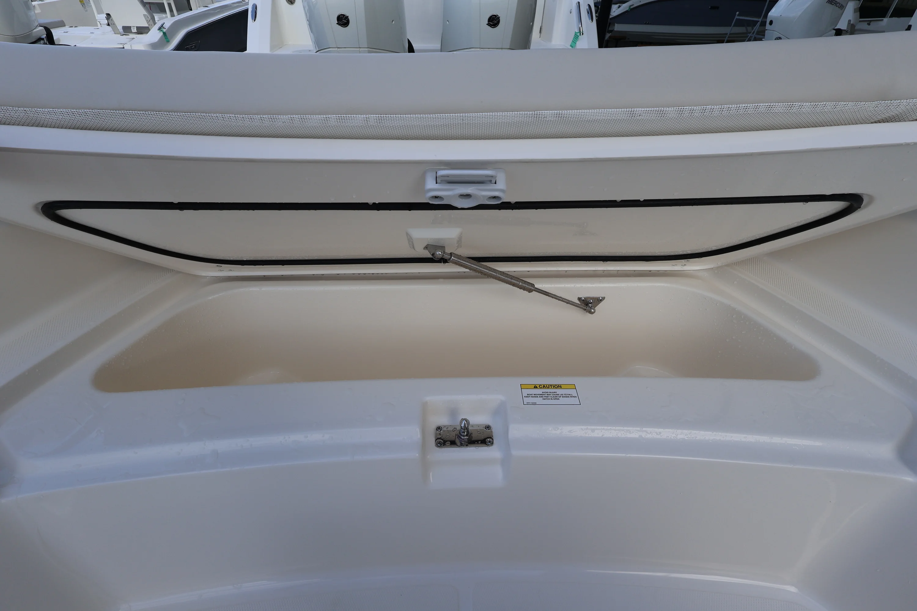 2026 Boston Whaler 220 Dauntless Image Thumbnail #20