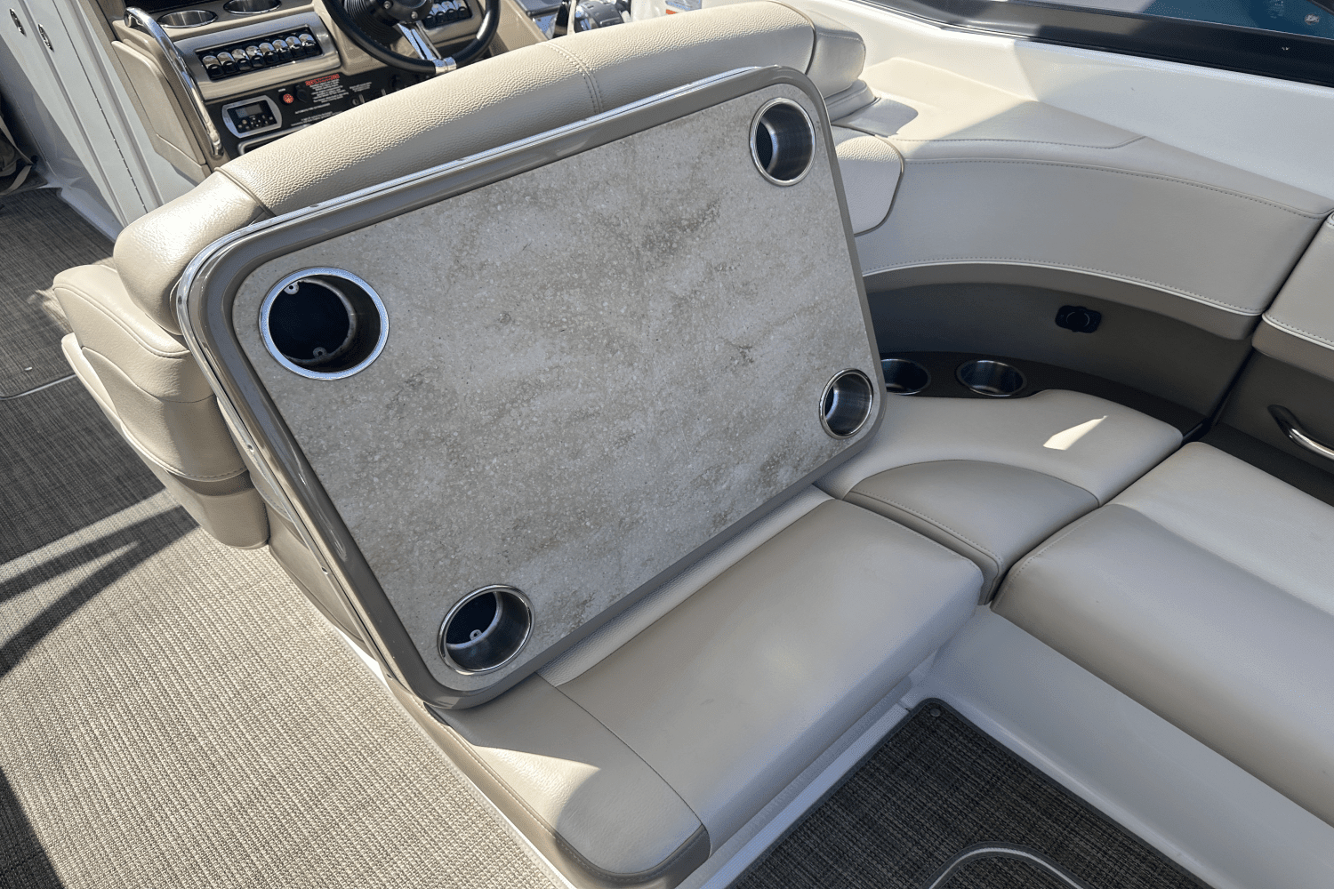 2015 Formula 310 BOWRIDER Image Thumbnail #20