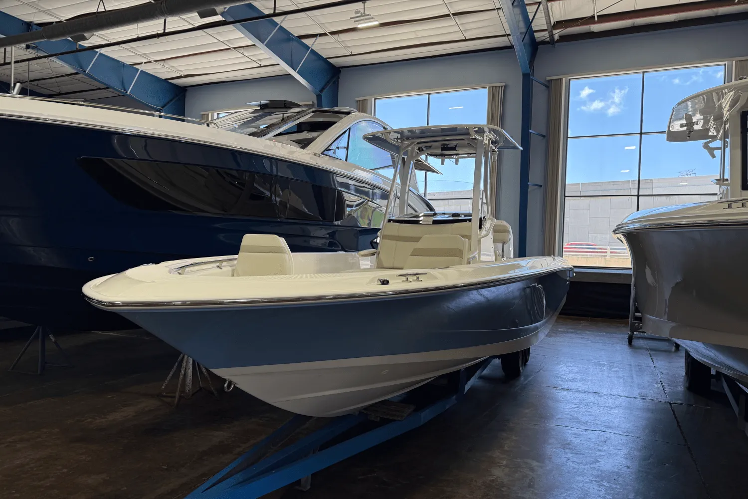 2026 Boston Whaler 250 Dauntless Image Thumbnail #0