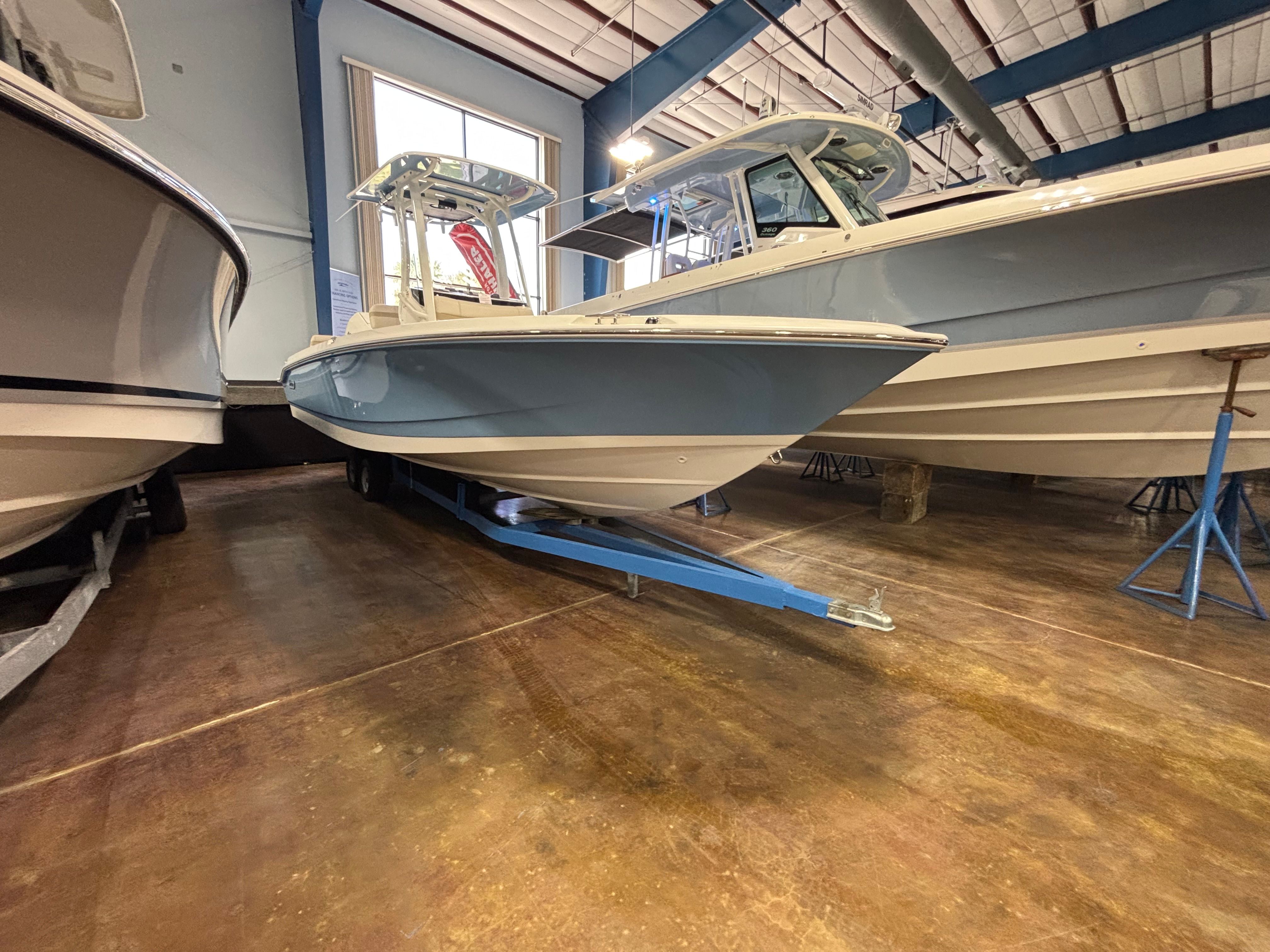 2026 Boston Whaler 250 Dauntless Image Thumbnail #1