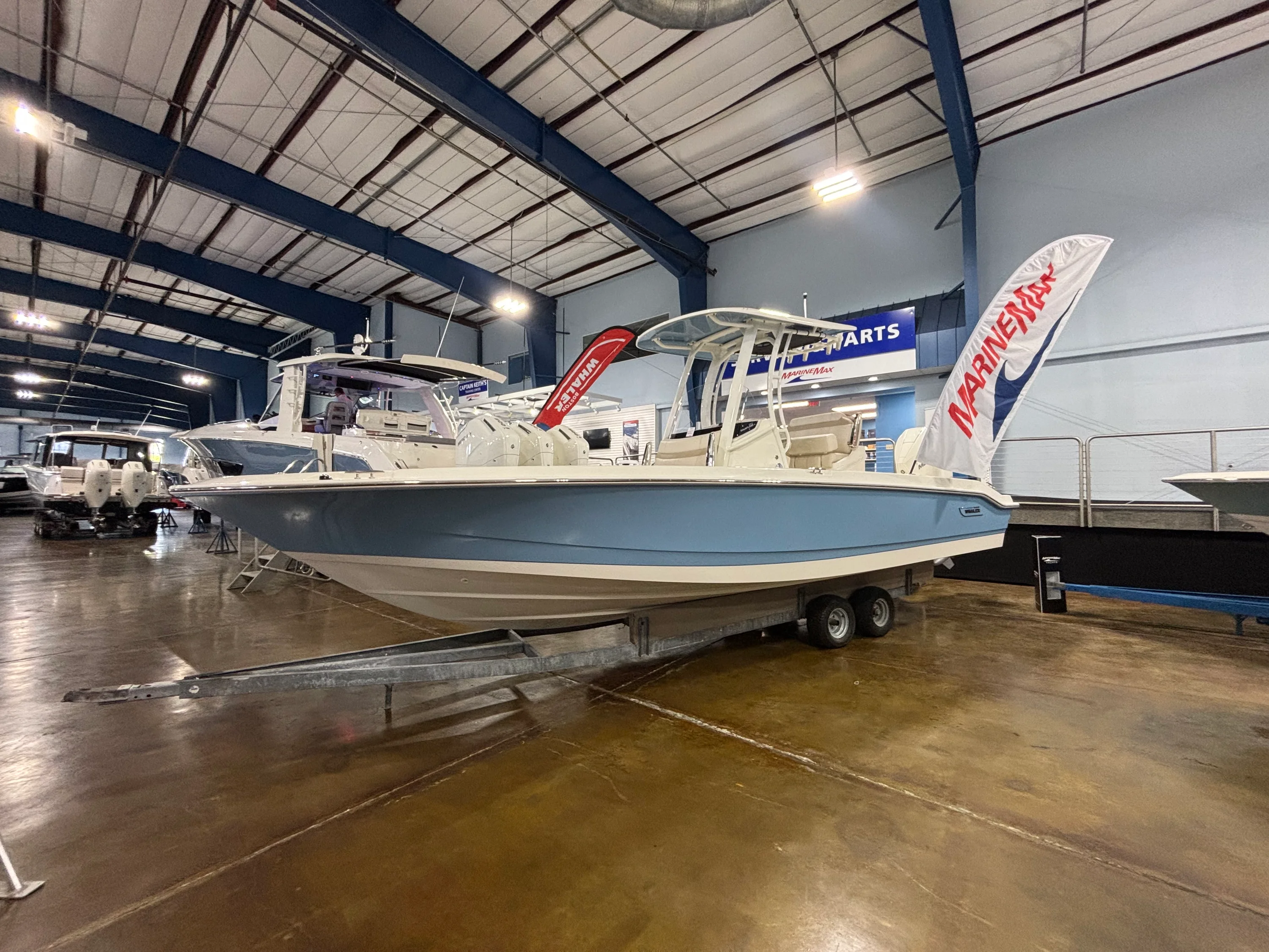 2026 Boston Whaler 250 Dauntless Image Thumbnail #1