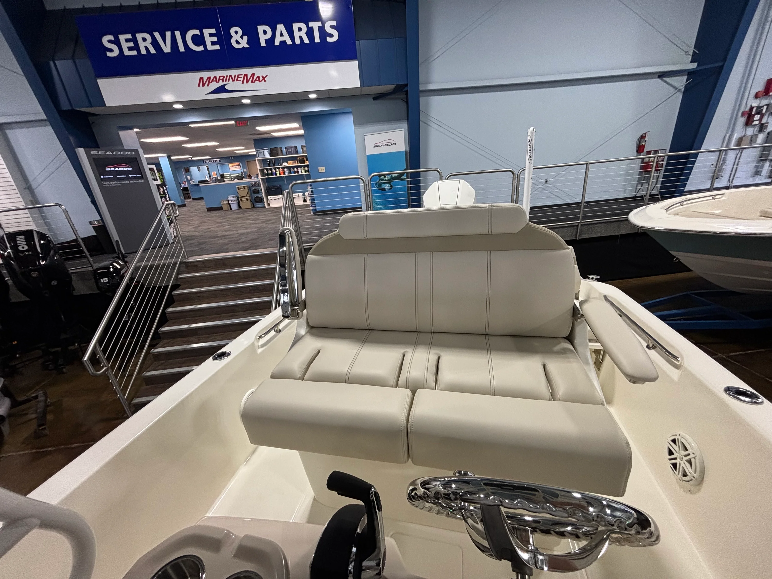 2026 Boston Whaler 250 Dauntless Image Thumbnail #10