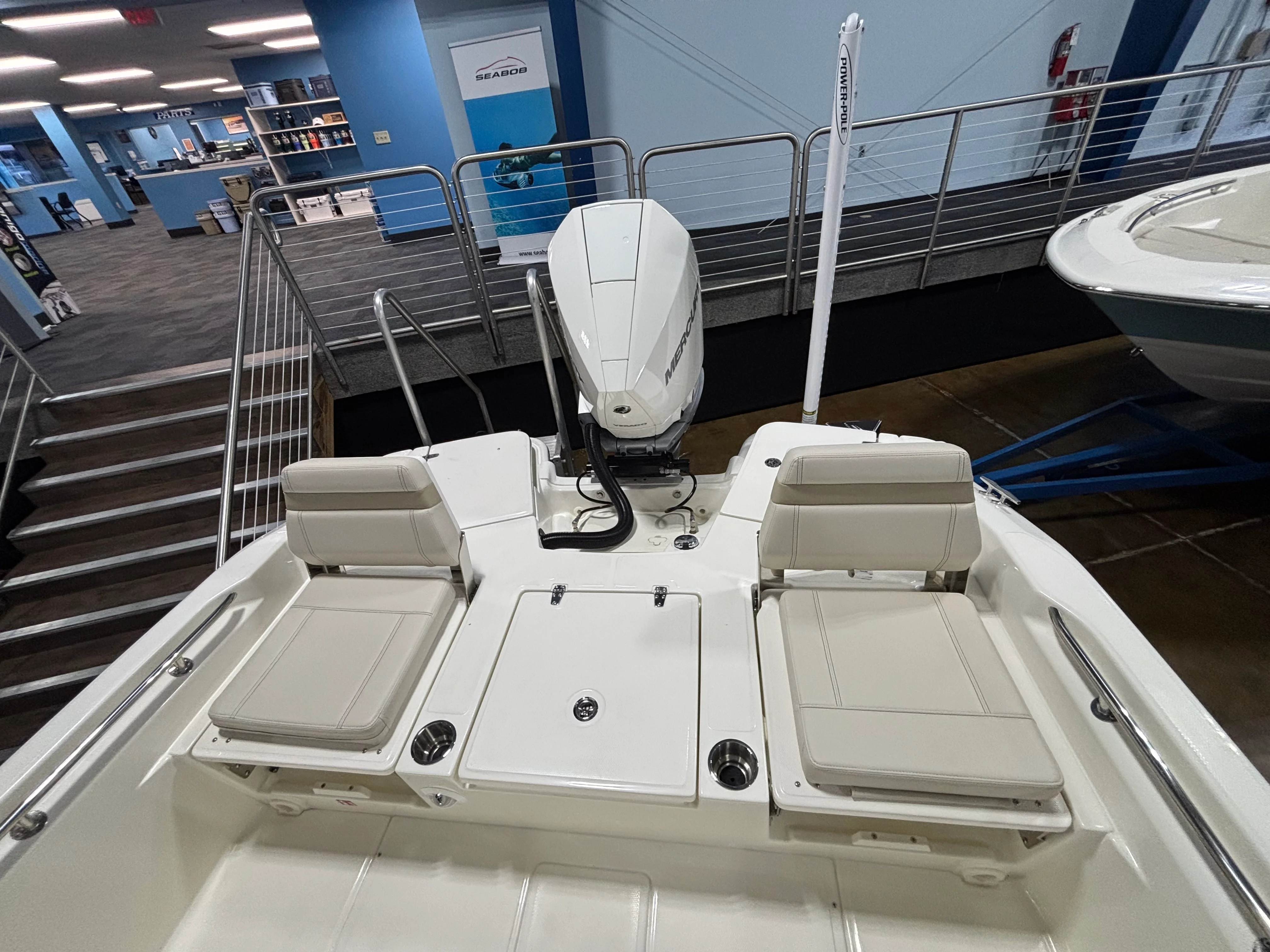 2026 Boston Whaler 250 Dauntless Image Thumbnail #6