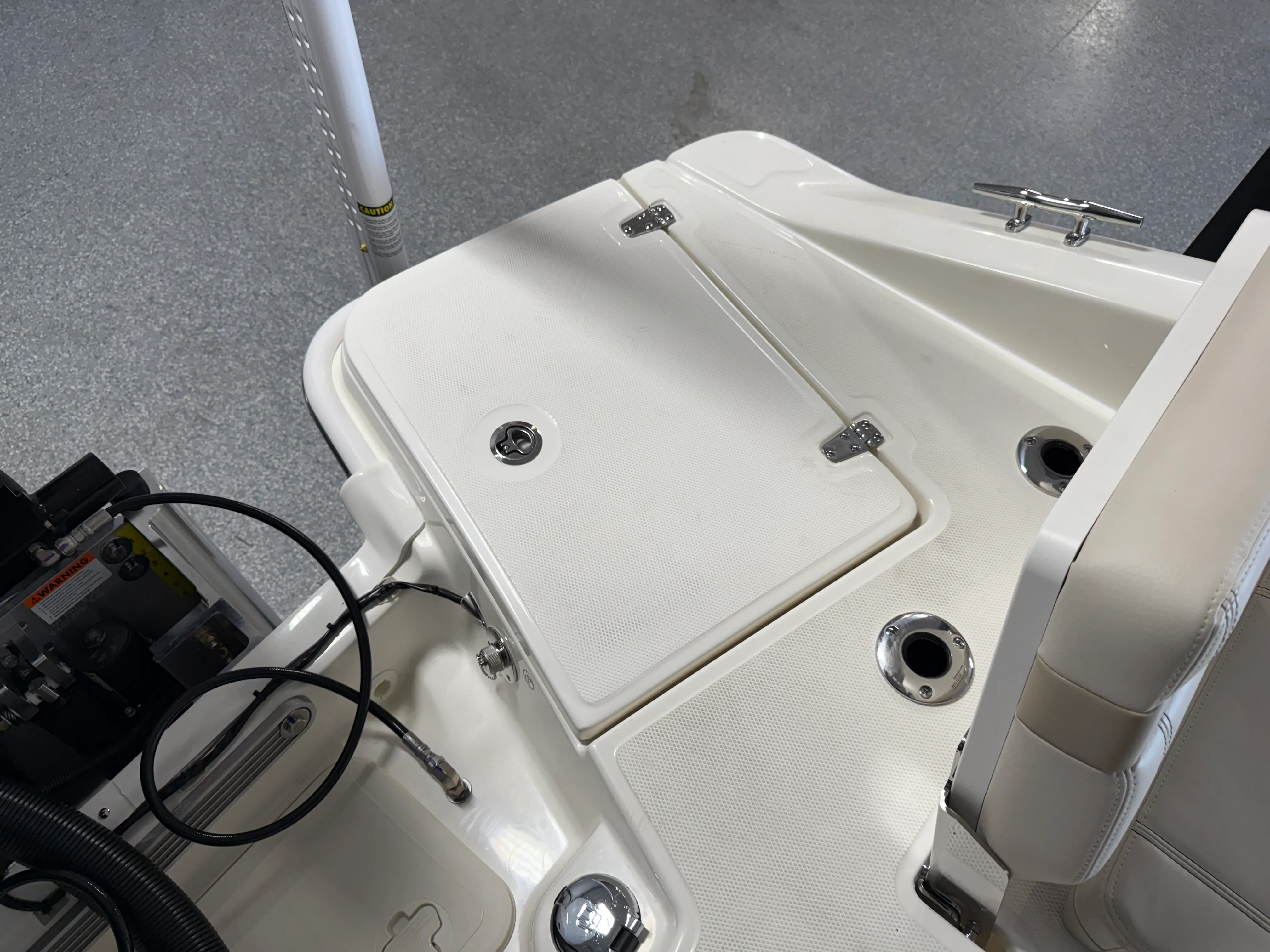 2026 Boston Whaler 250 Dauntless Image Thumbnail #20