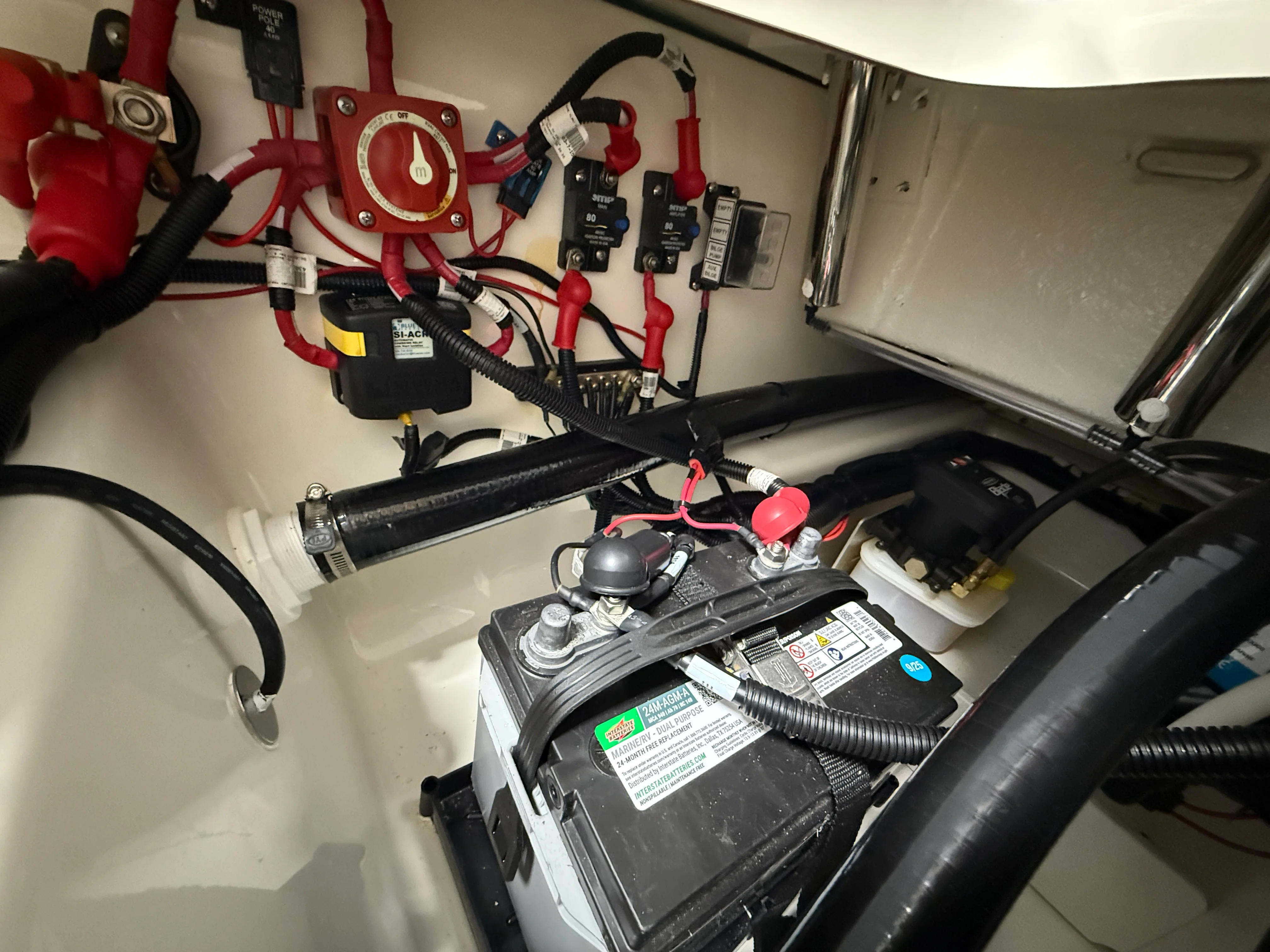 2026 Boston Whaler 250 Dauntless Image Thumbnail #22