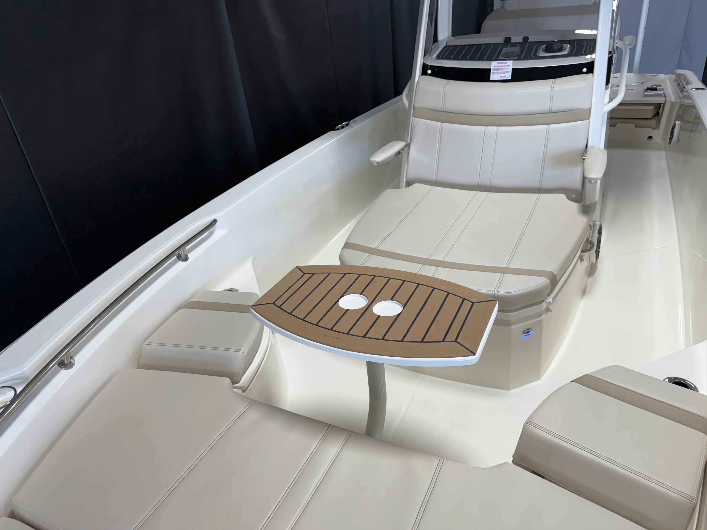 2026 Boston Whaler 250 Dauntless Image Thumbnail #91