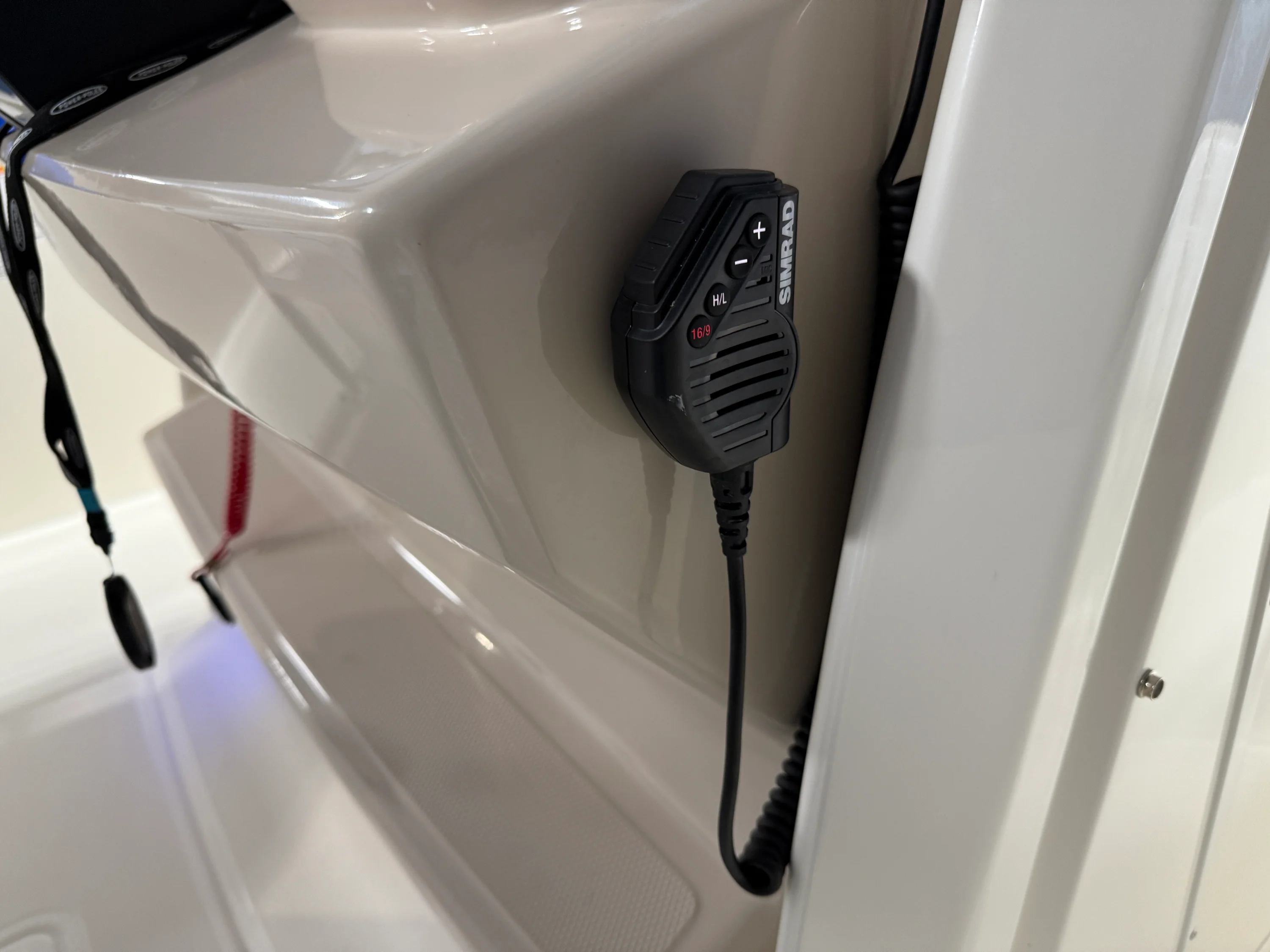 2026 Boston Whaler 250 Dauntless Image Thumbnail #60