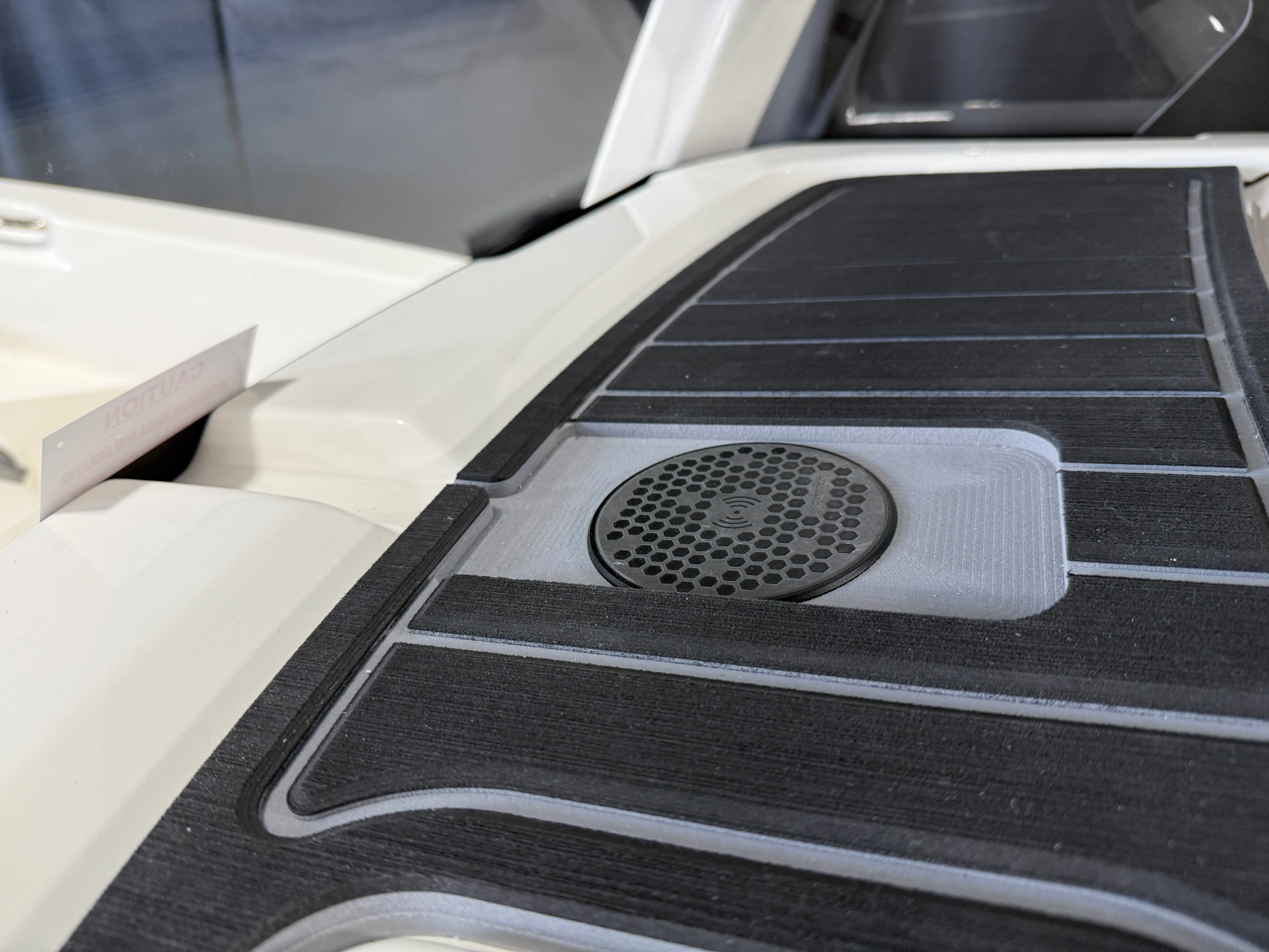 2026 Boston Whaler 250 Dauntless Image Thumbnail #65