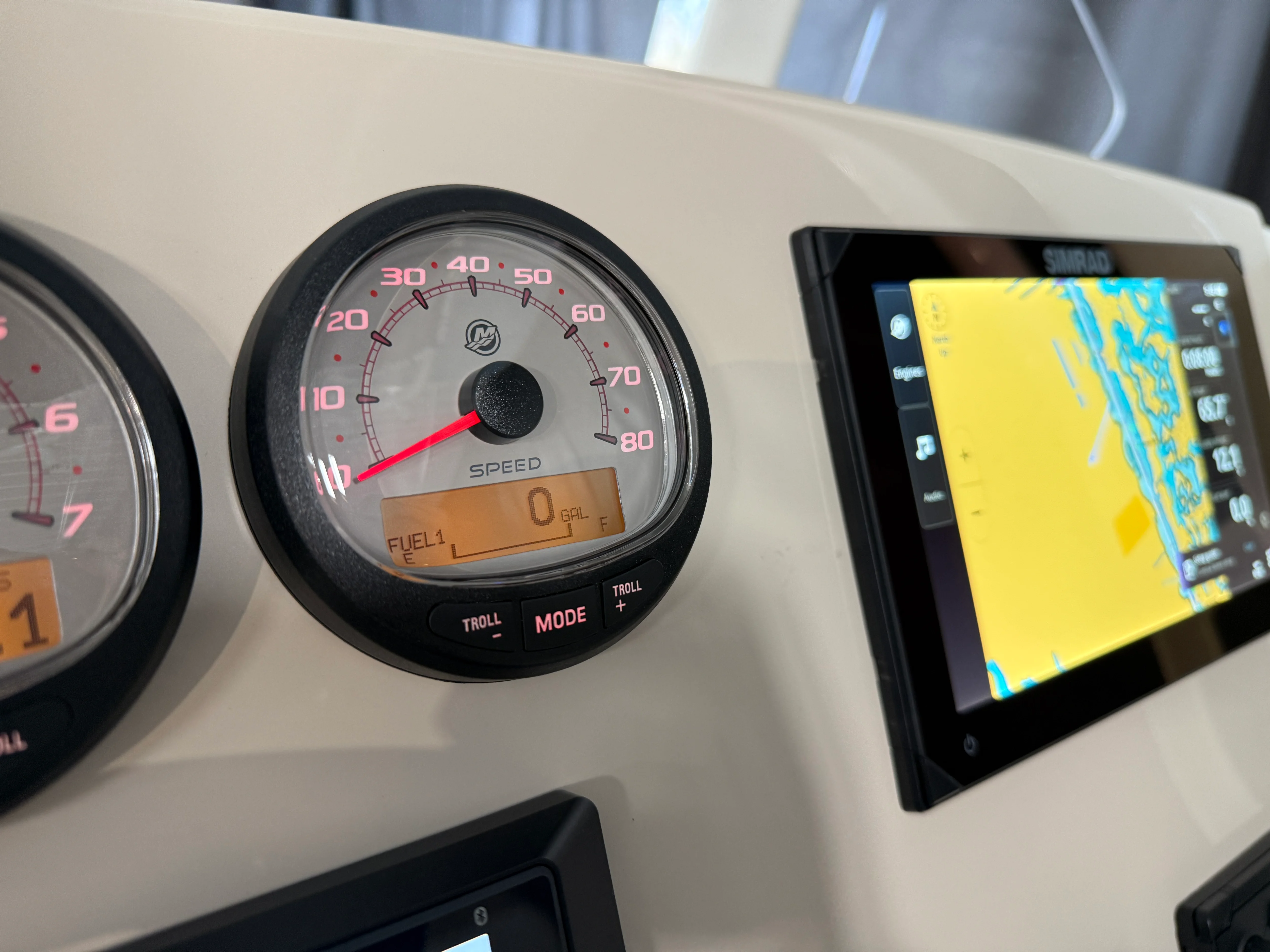 2026 Boston Whaler 250 Dauntless Image Thumbnail #54