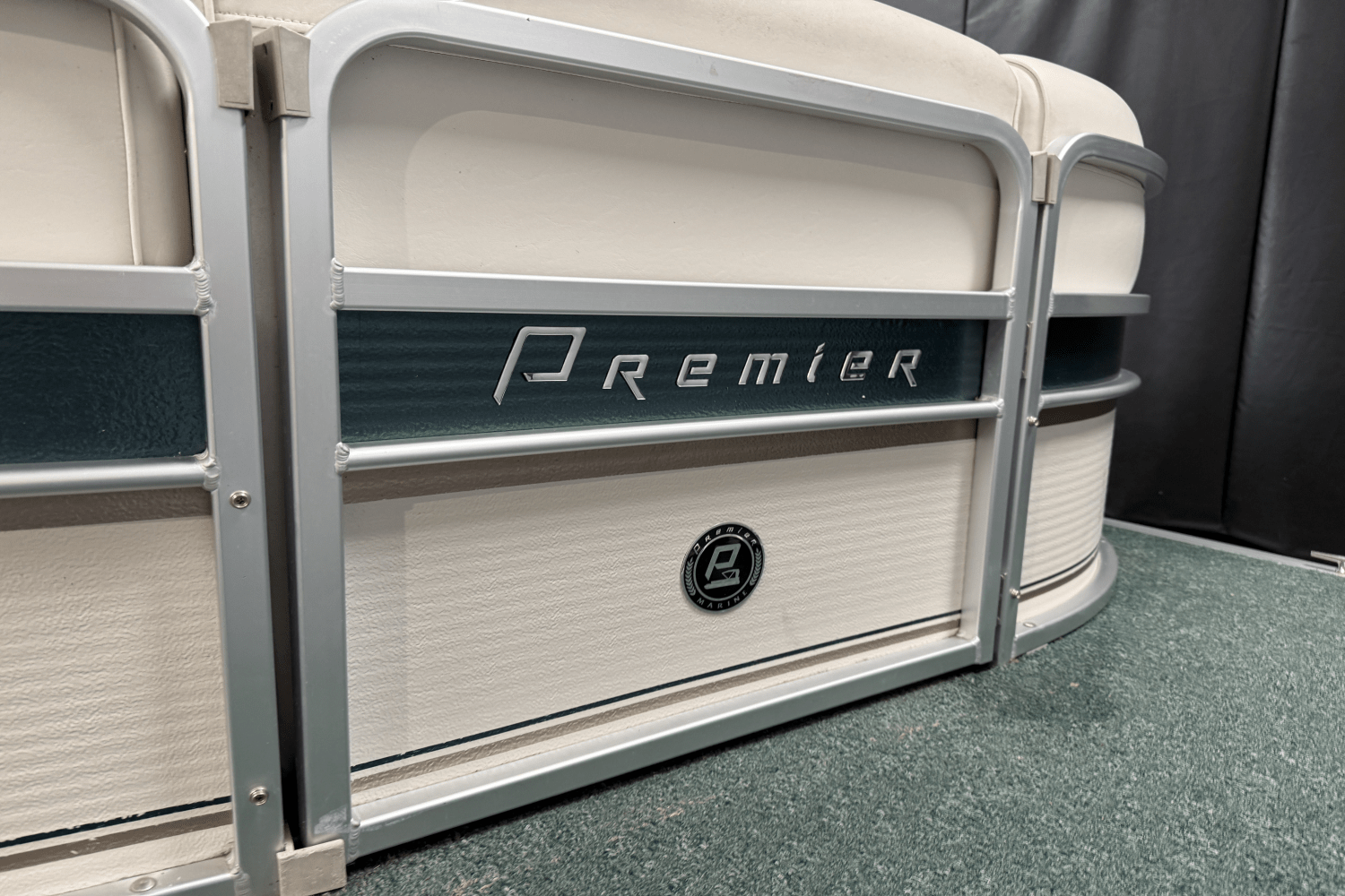 2006 Premier 225 LEGEND Image Thumbnail #6