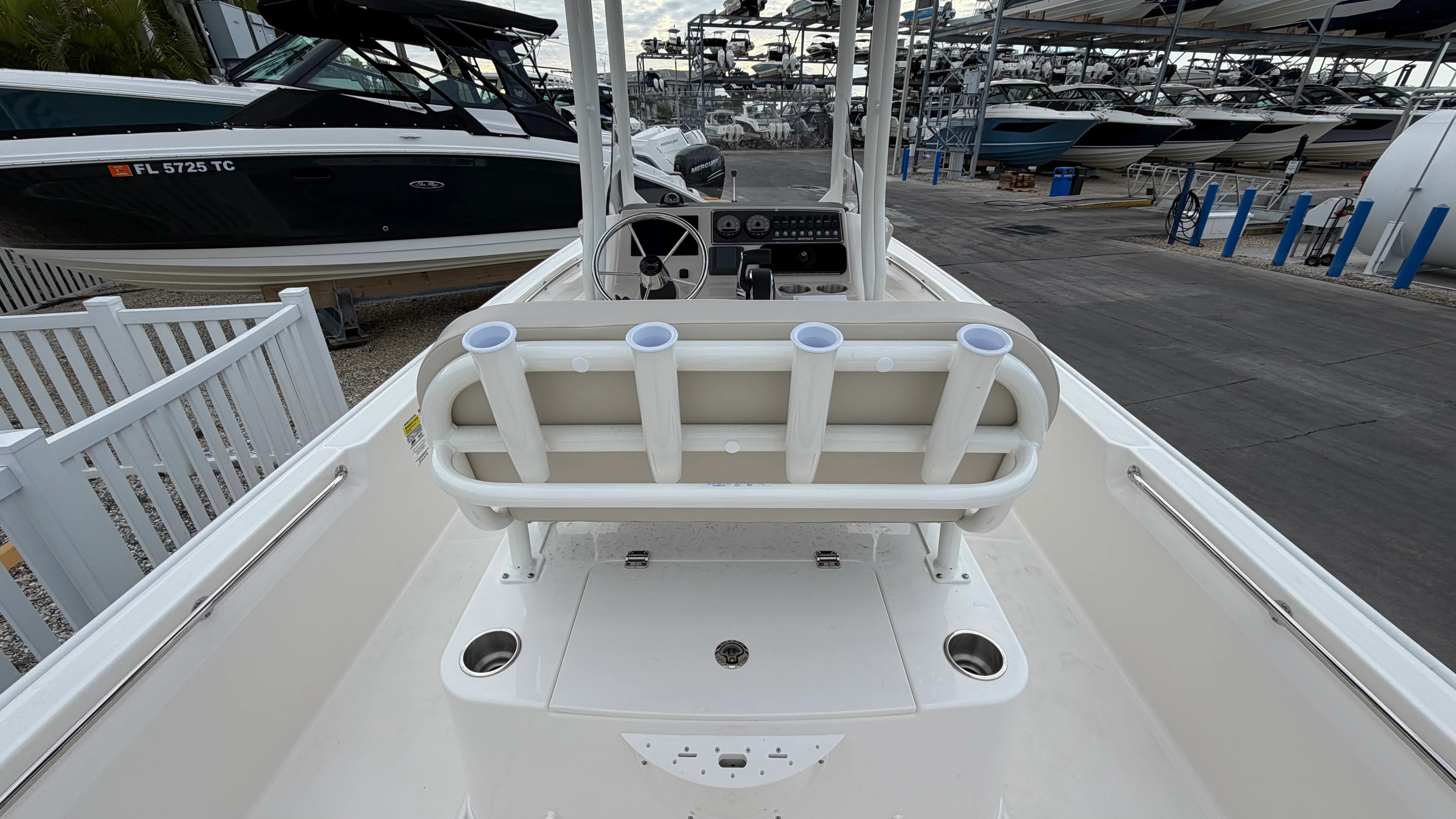 2026 Boston Whaler 210 Montauk Image Thumbnail #7