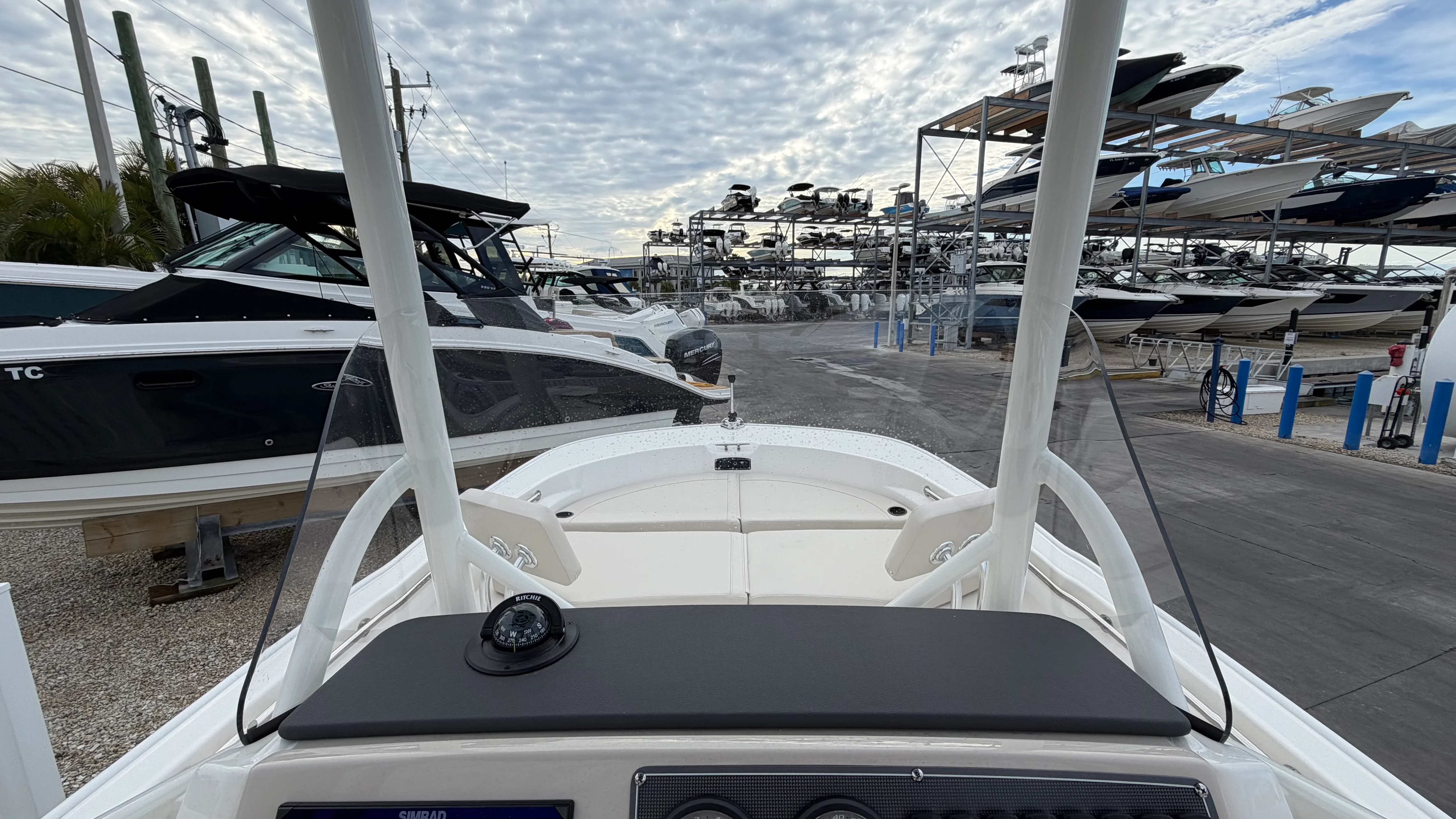 2026 Boston Whaler 210 Montauk Image Thumbnail #12