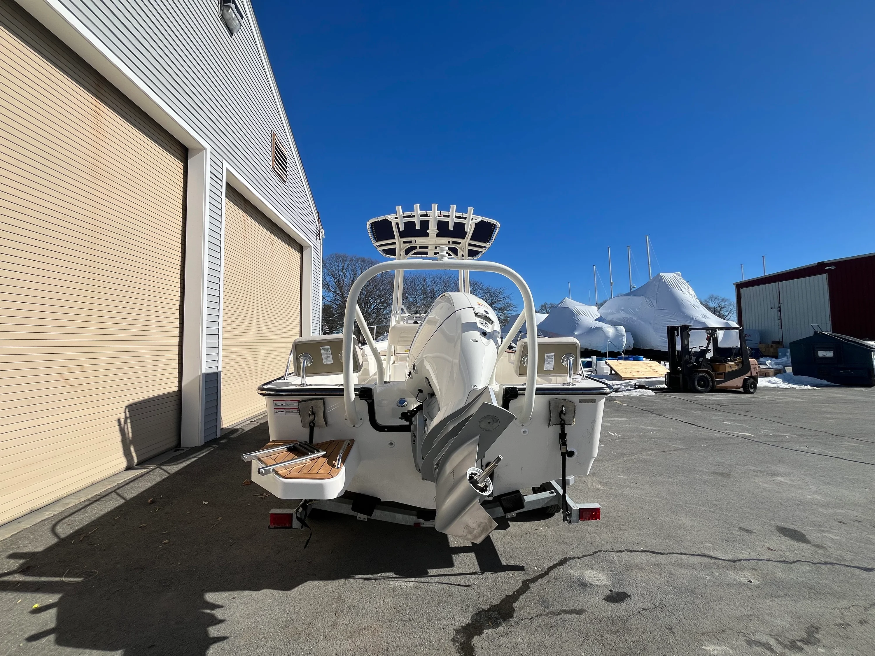 2026 Boston Whaler 190 Montauk Image Thumbnail #1