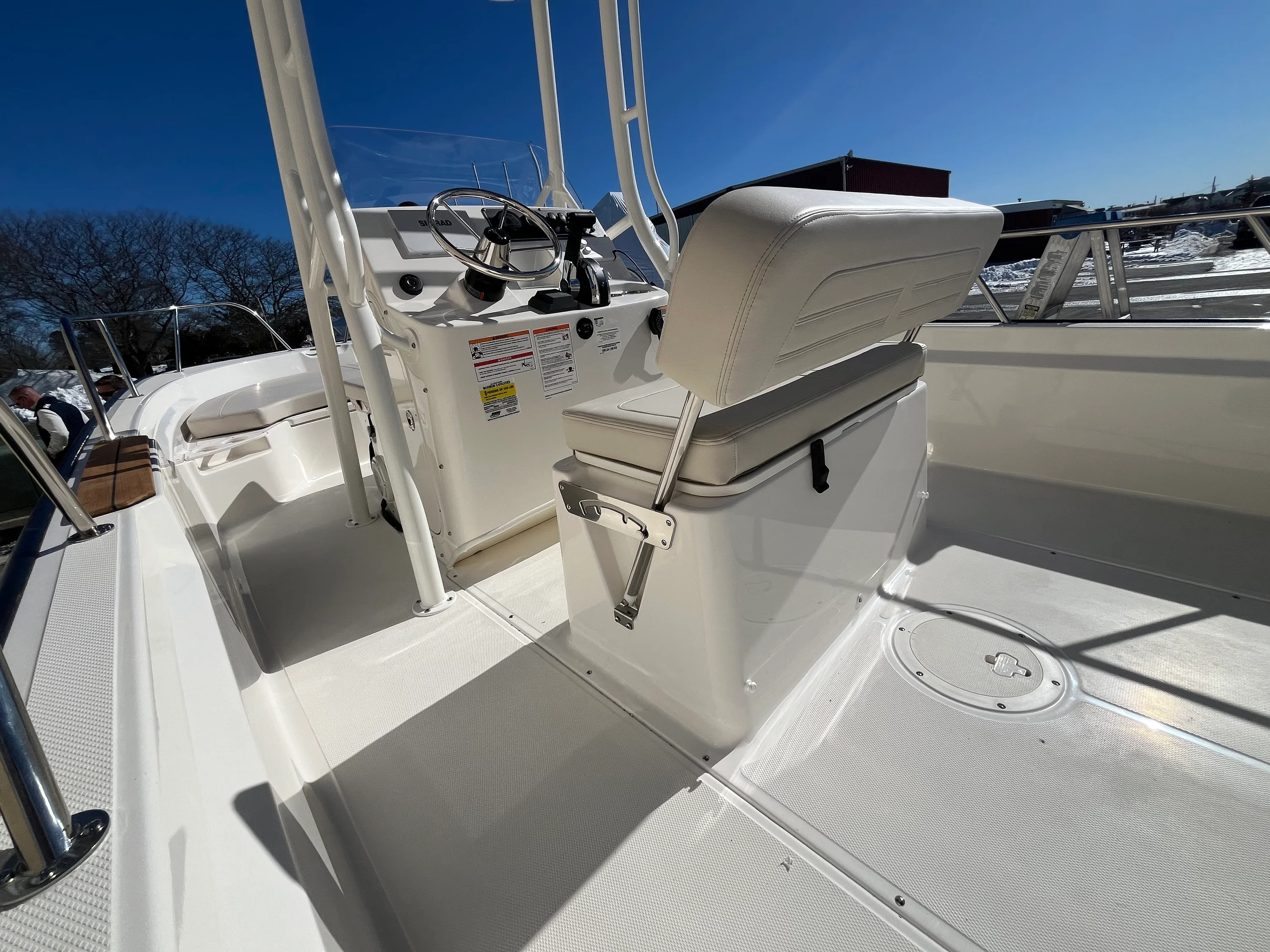 2026 Boston Whaler 190 Montauk Image Thumbnail #6