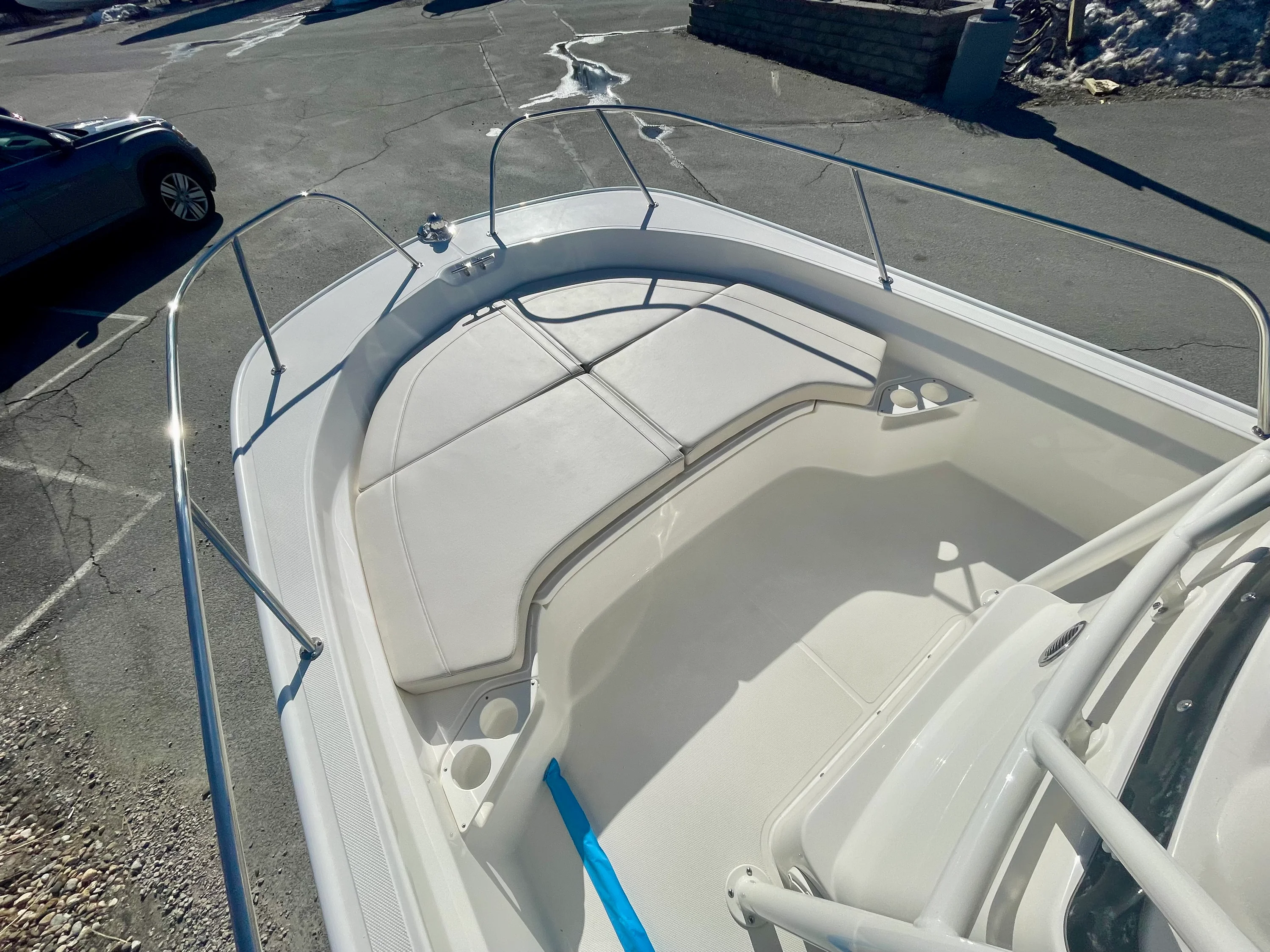 2026 Boston Whaler 190 Montauk Image Thumbnail #11