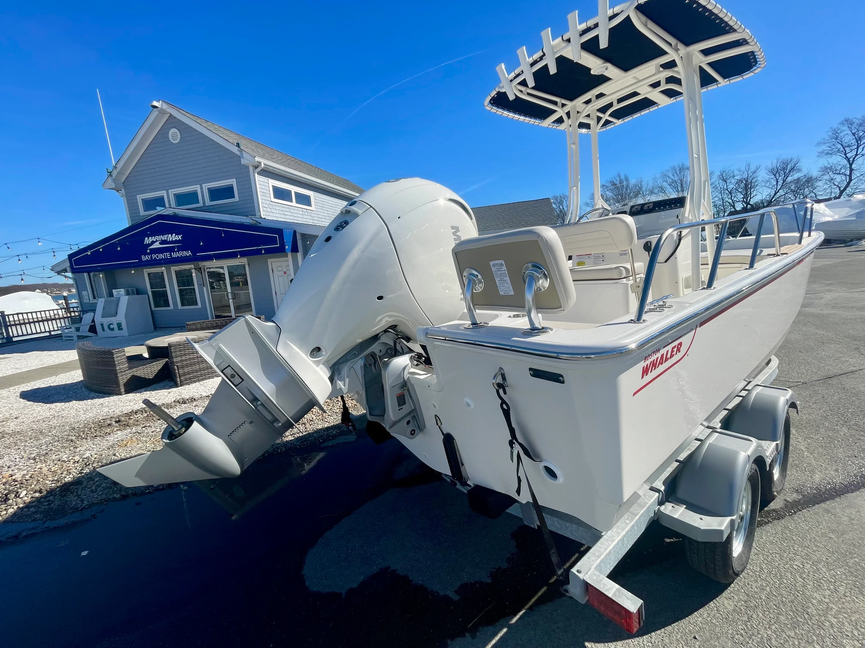 2026 Boston Whaler 190 Montauk Image Thumbnail #1