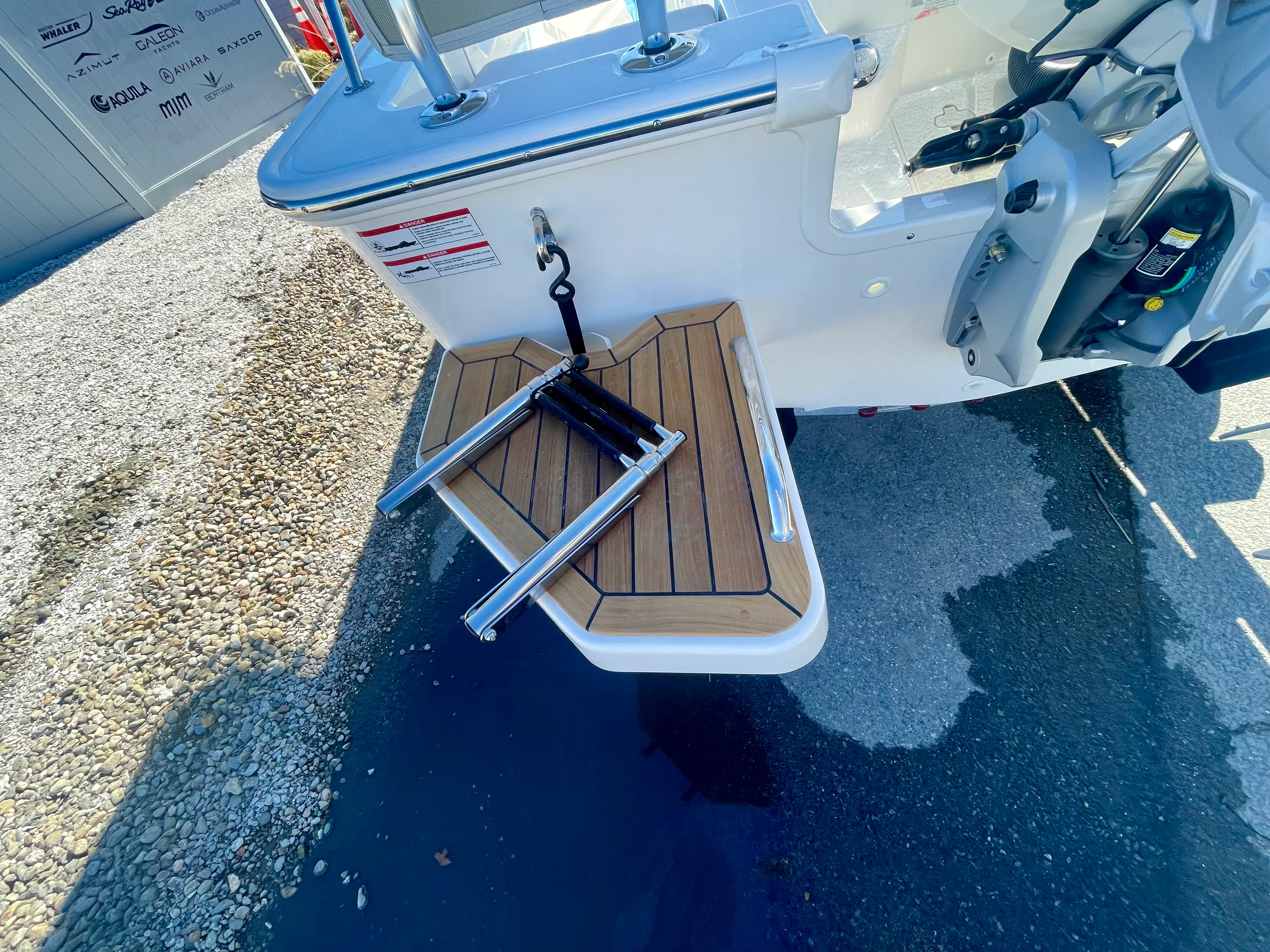 2026 Boston Whaler 190 Montauk Image Thumbnail #2