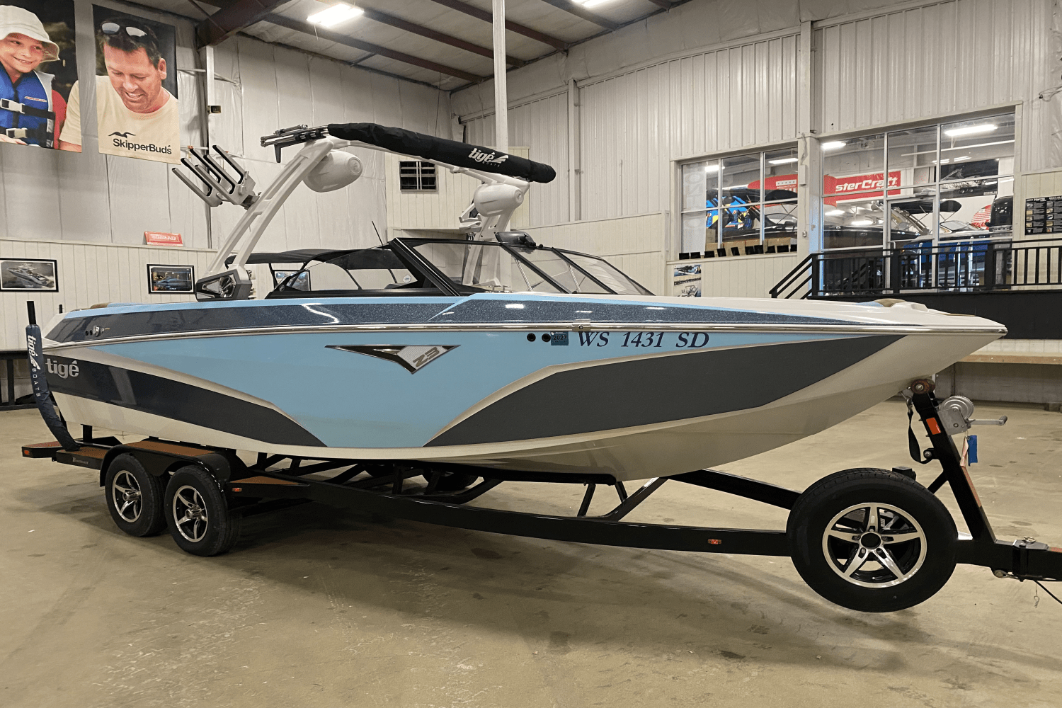 2023 Tige' Boats Inc 23 ZX/SK(*) Standard Equipment, Boat Value