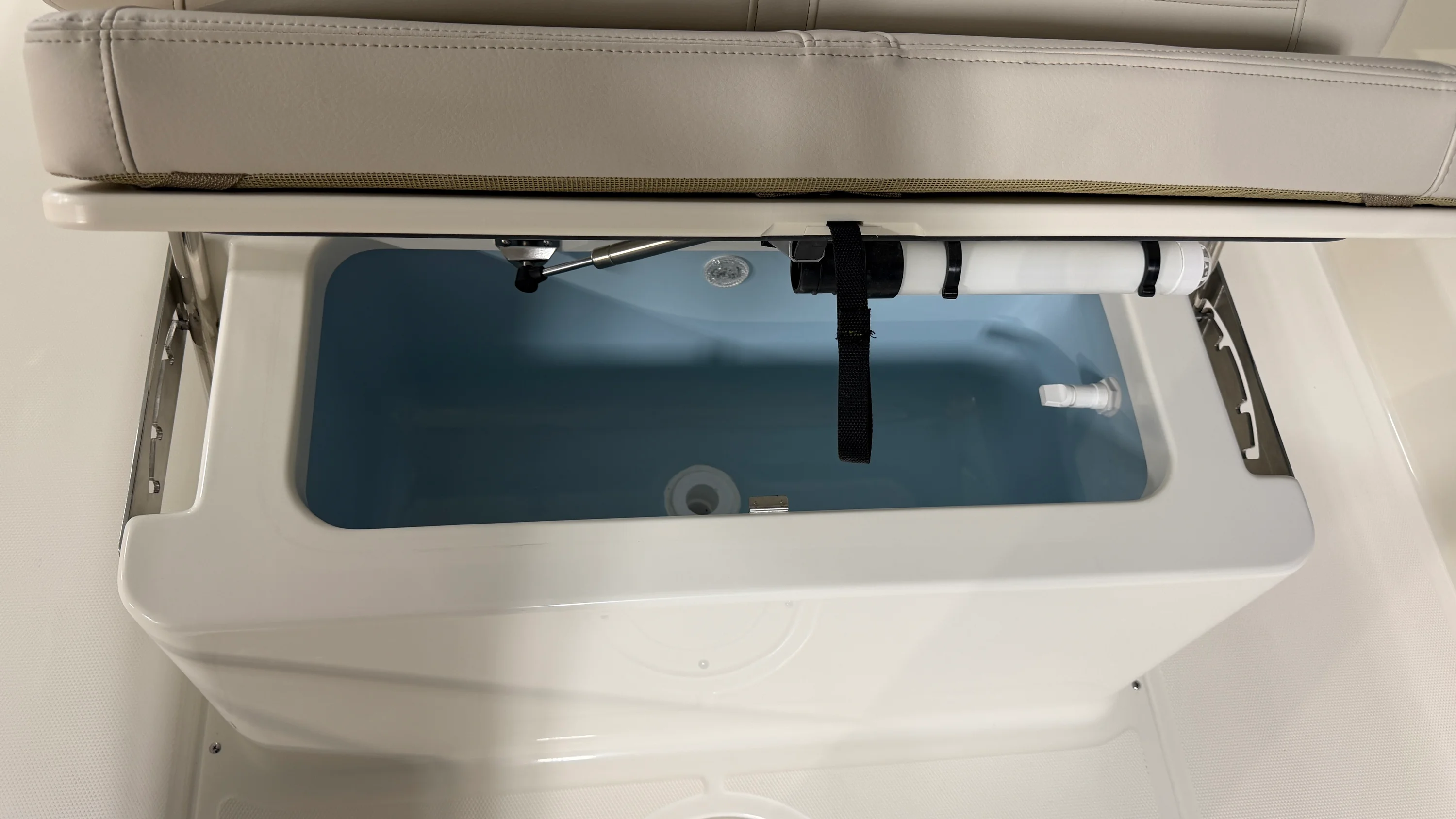 2026 Boston Whaler 190 Montauk Image Thumbnail #37